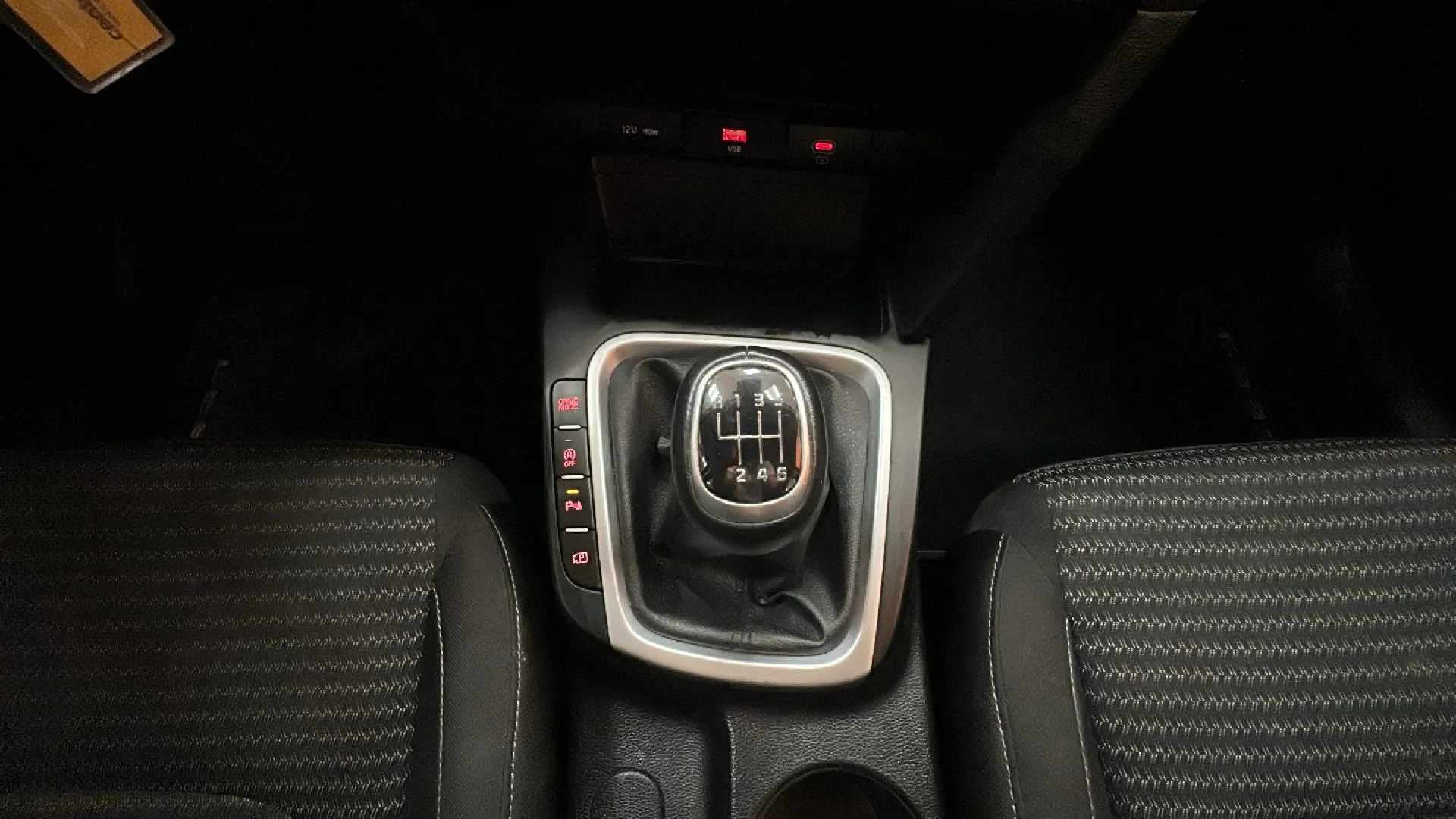 Kia Ceed 1.6 MHEV iMT Drive - foto 12