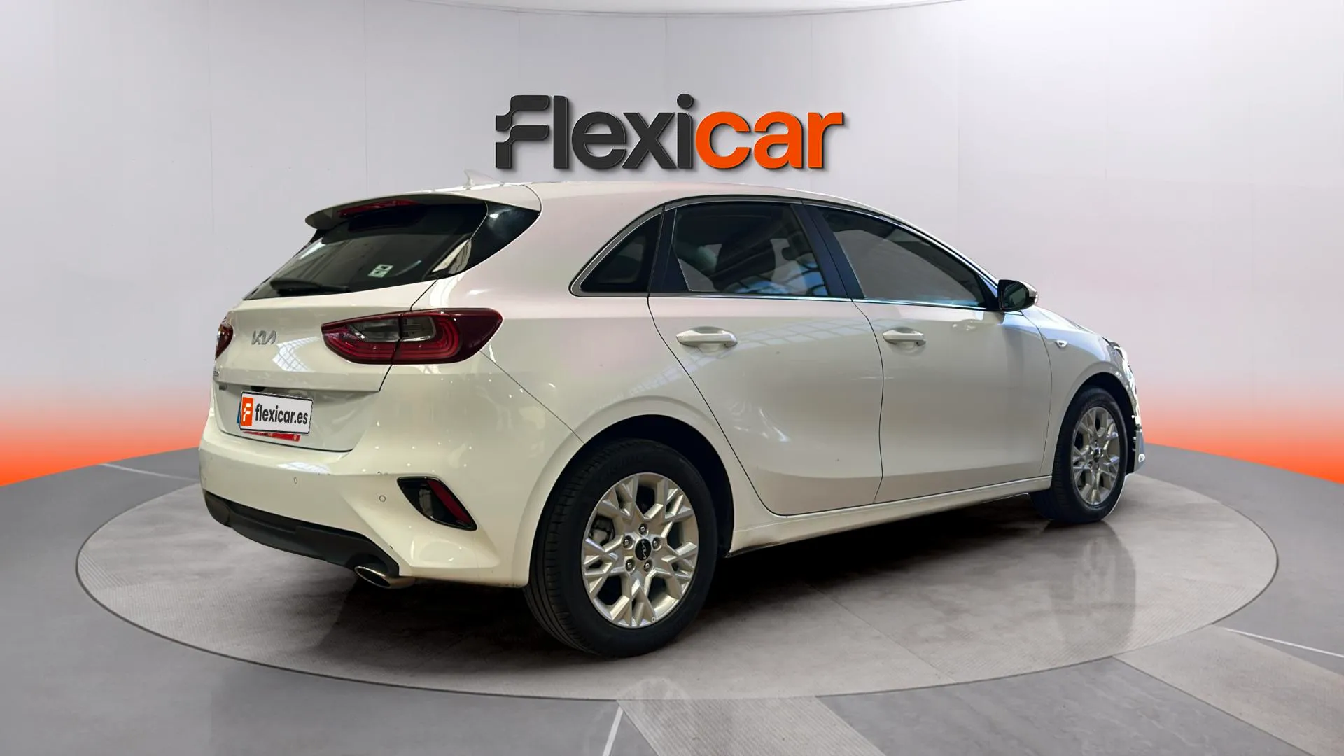Kia Ceed 1.6 MHEV iMT Drive - foto 6