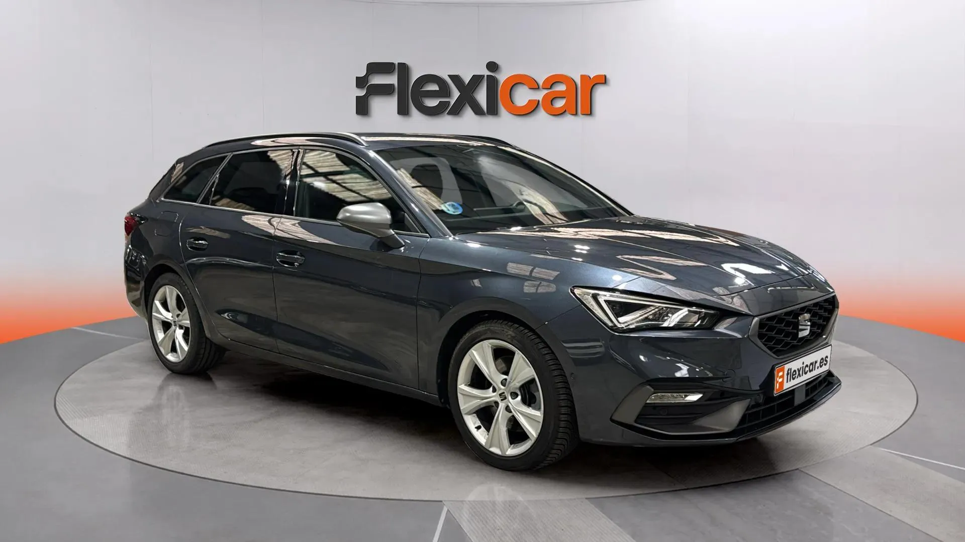 SEAT León SP 1.5 eTSI DSG FR - foto 1