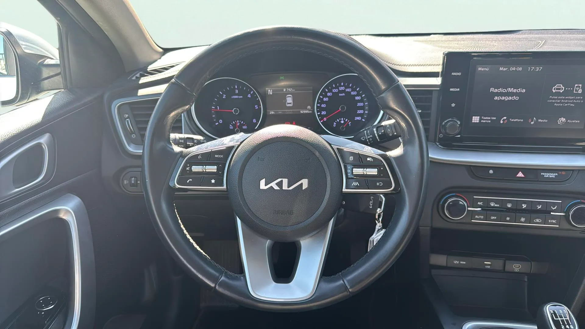 Kia Ceed 1.6 MHEV iMT Drive - foto 7