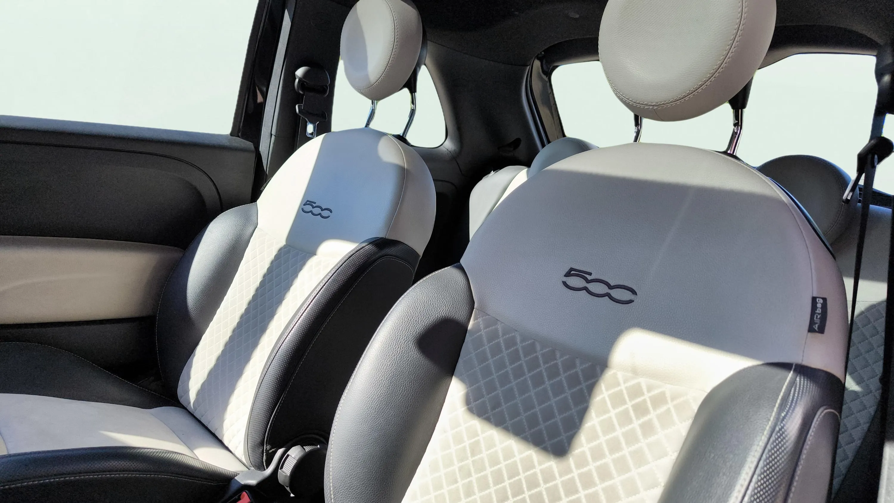 Fiat 500 Dolcevita 1.0 Hybrid - foto 21