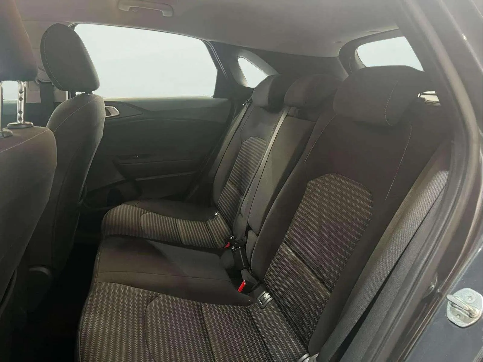 Kia Ceed 1.6 MHEV iMT Drive - foto 19