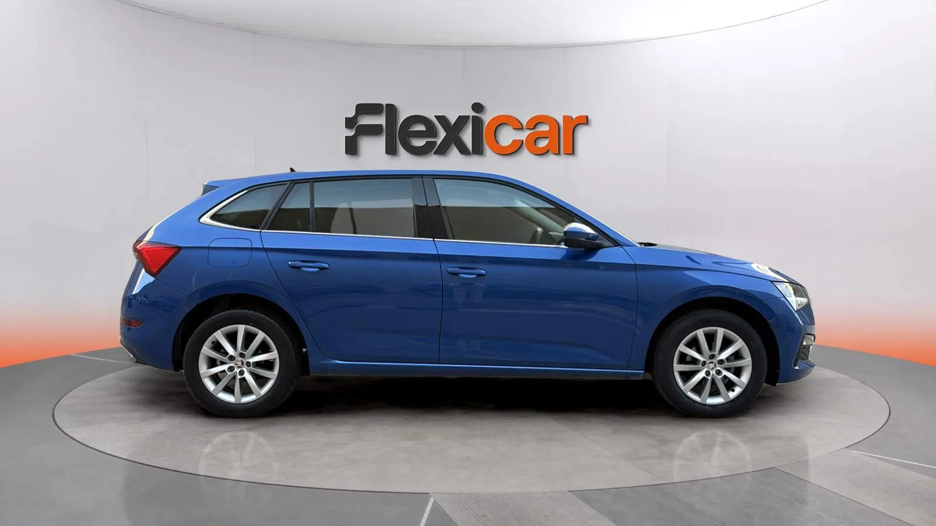 Škoda Scala 1.0 TSI Ambition - foto 2