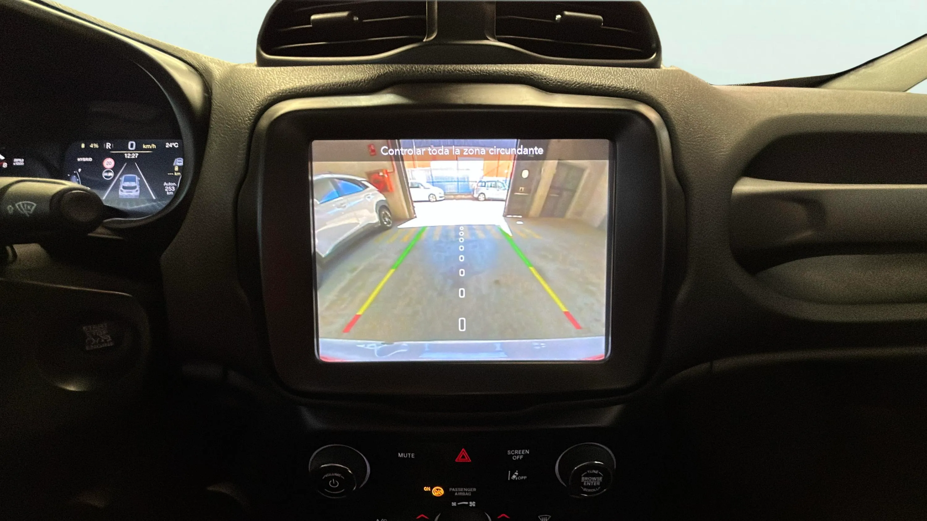 Jeep Renegade 4xe 1.3 PHEV Limited - foto 30