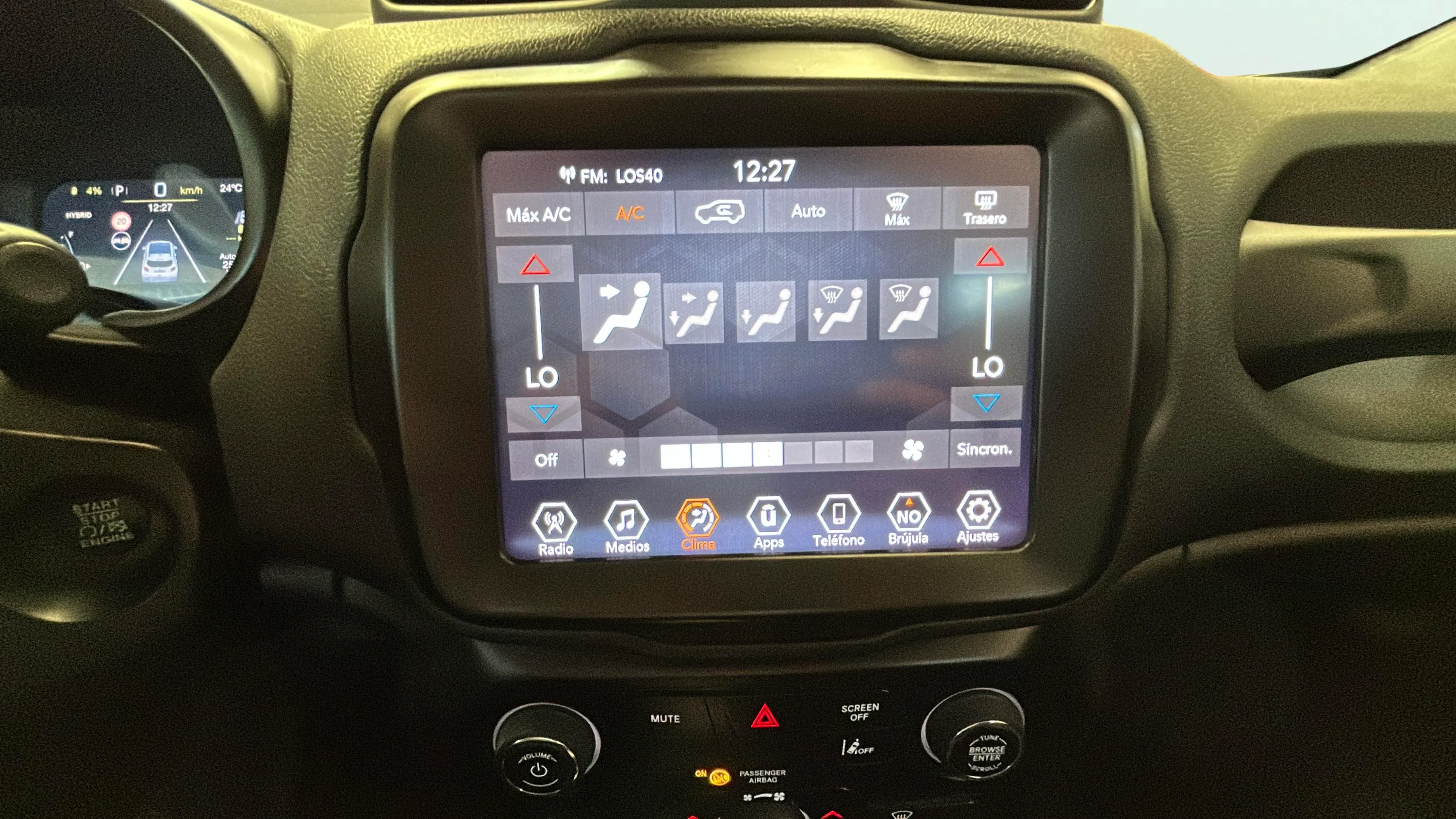 Jeep Renegade 4xe 1.3 PHEV Limited - foto 25