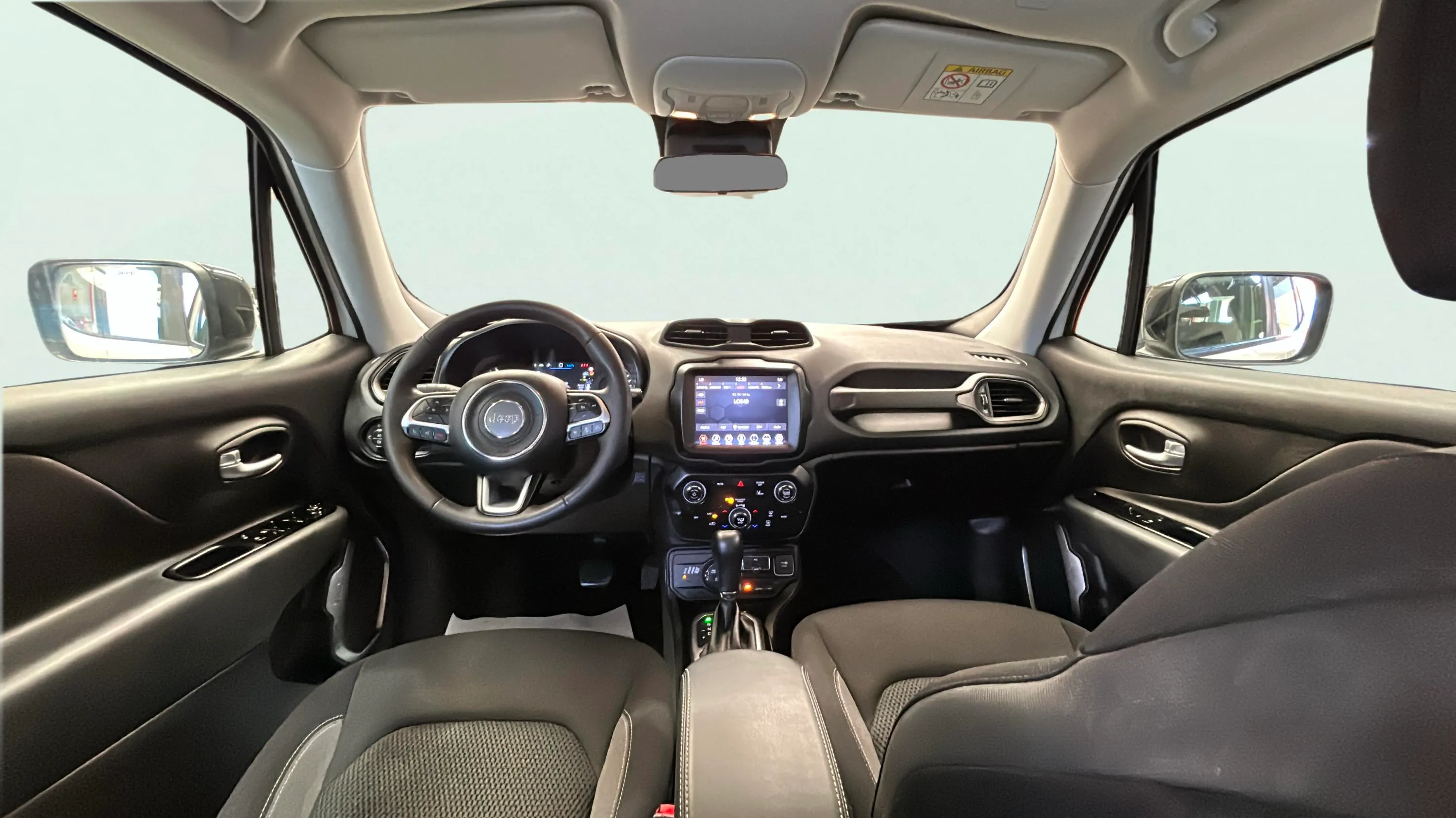 Jeep Renegade 4xe 1.3 PHEV Limited - foto 9