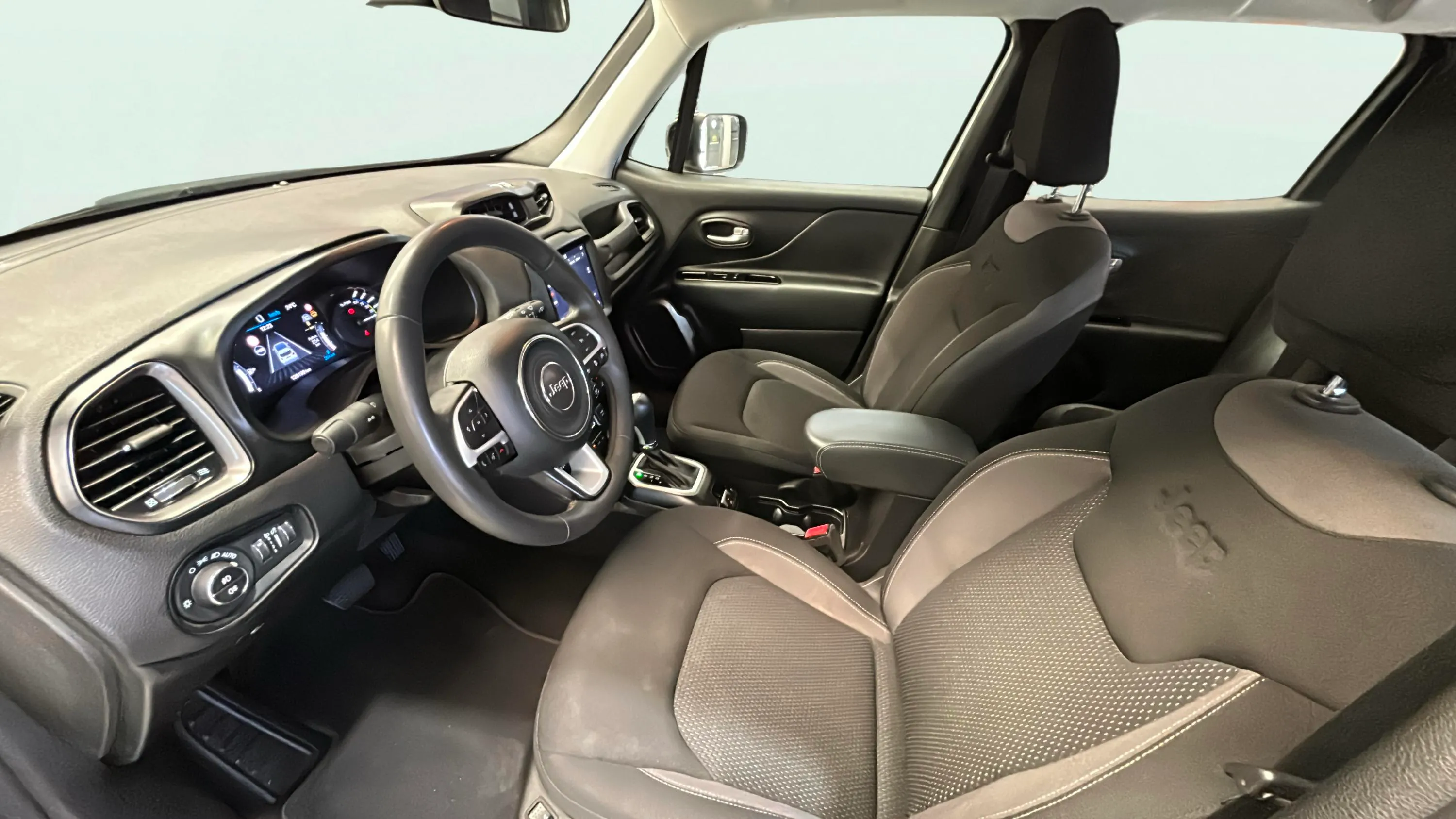 Jeep Renegade 4xe 1.3 PHEV Limited - foto 13