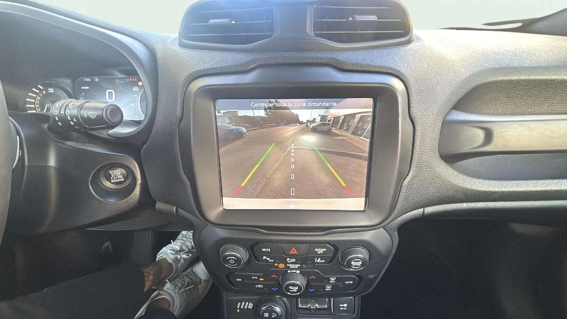 Jeep Renegade 4xe 1.3 PHEV Limited - foto 16