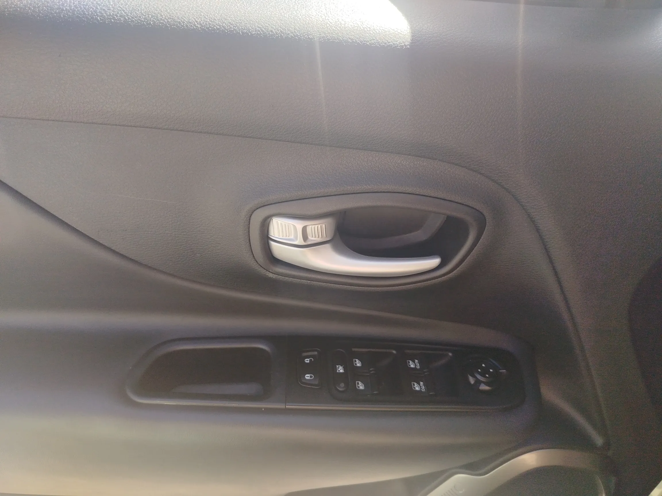 Jeep Renegade 4xe 1.3 PHEV Red - foto 25
