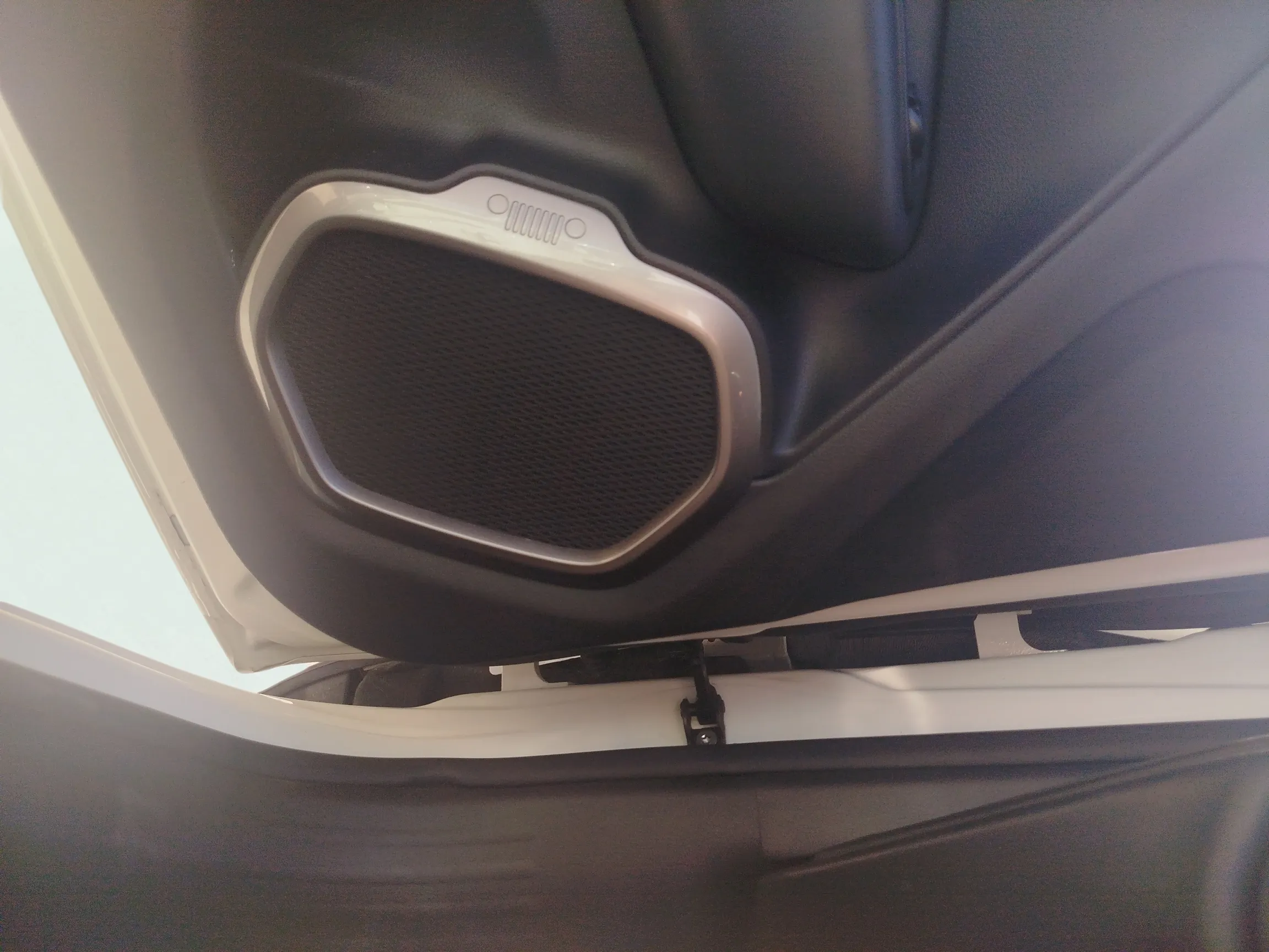 Jeep Renegade 4xe 1.3 PHEV Red - foto 24