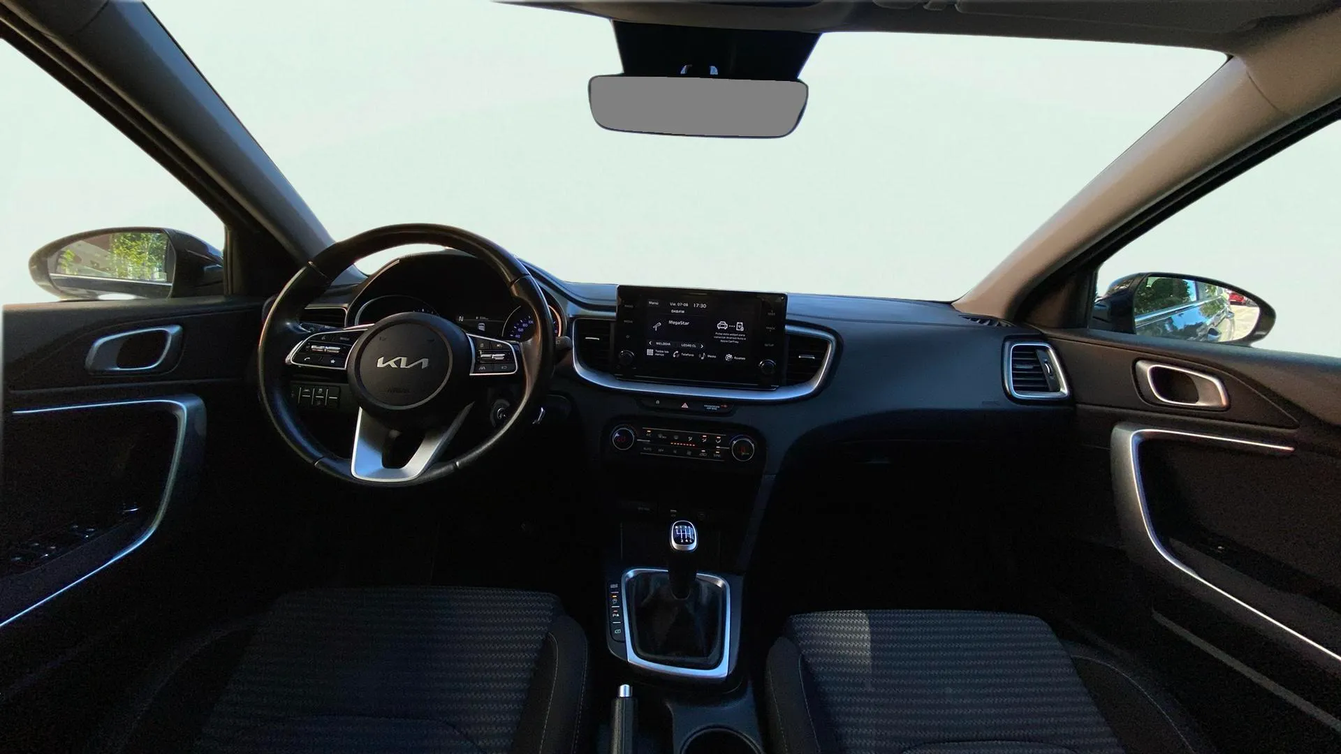 Kia Ceed 1.6 MHEV iMT Drive - foto 15