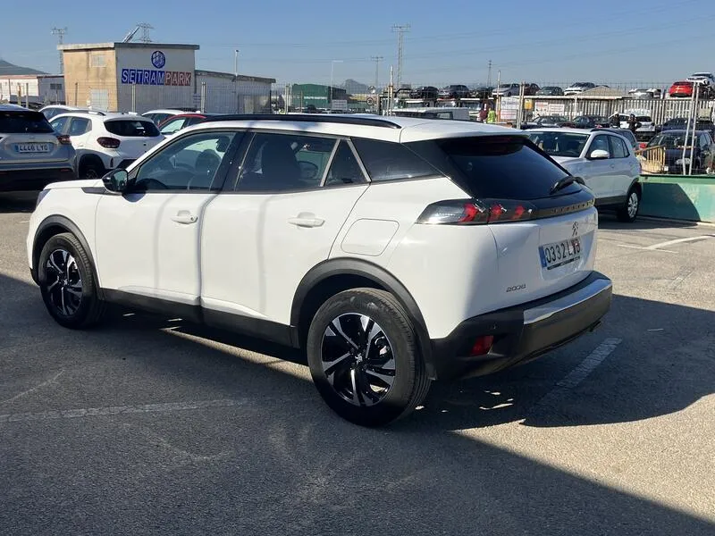 Peugeot 2008 Allure BlueHDi - foto 4