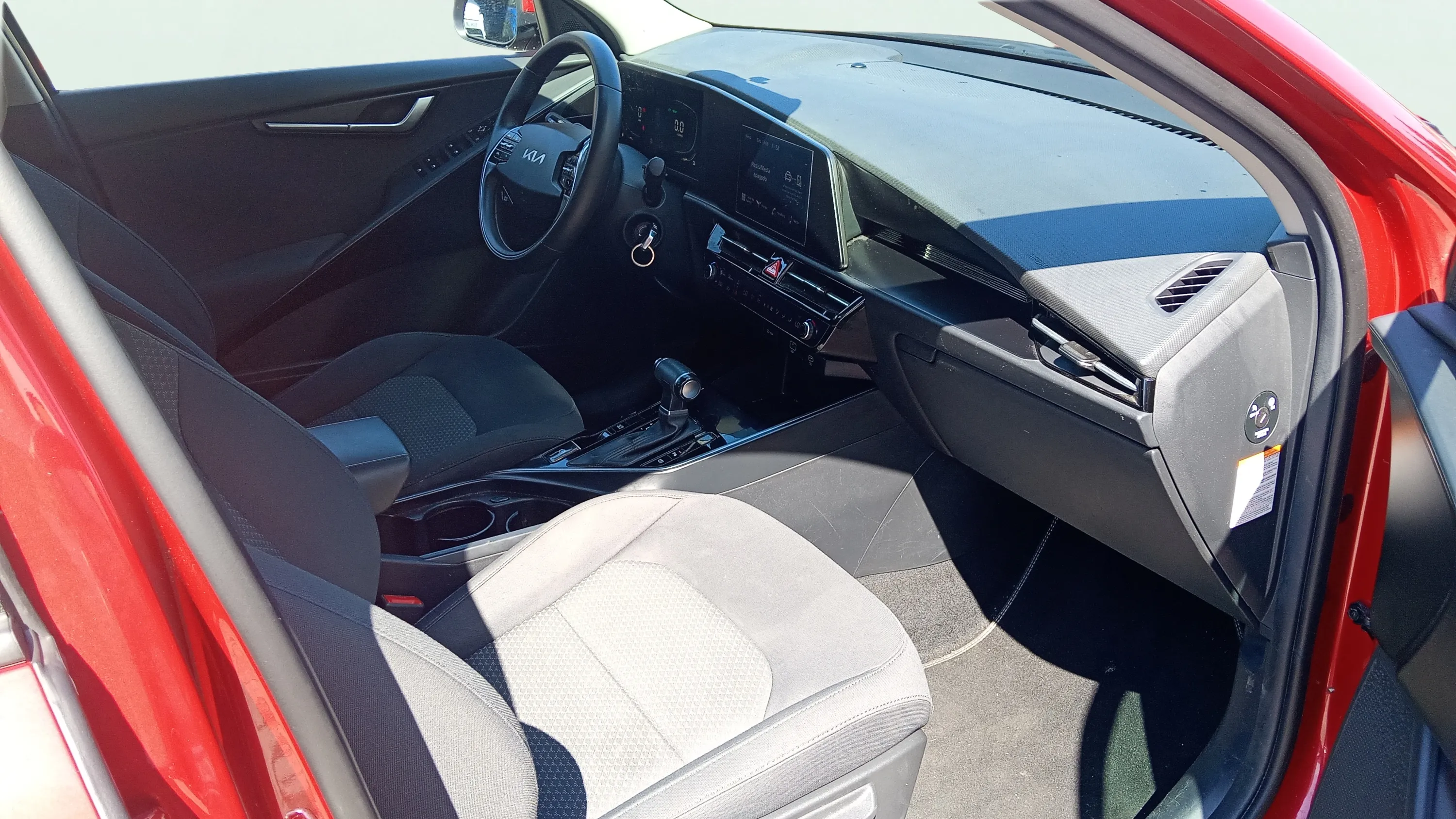 Kia Niro 1.6 GDi HEV Concept - foto 18