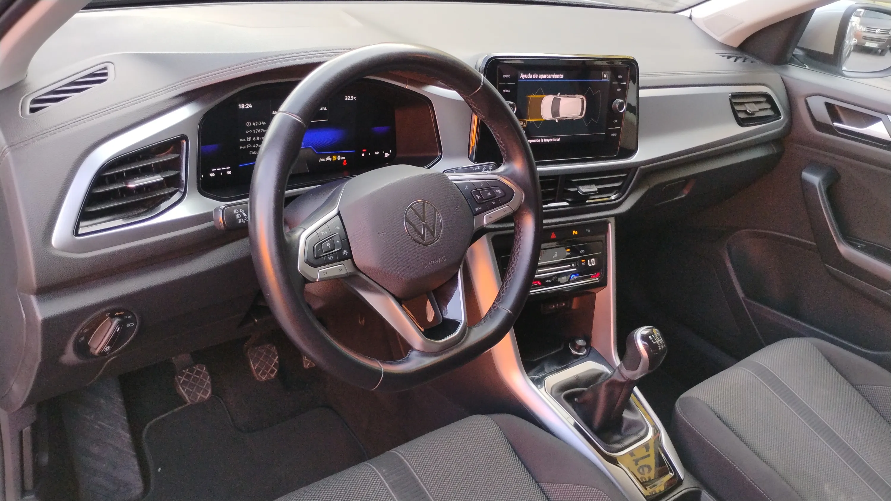 Volkswagen T-Roc Life 1.0 TSI DSG - foto 20