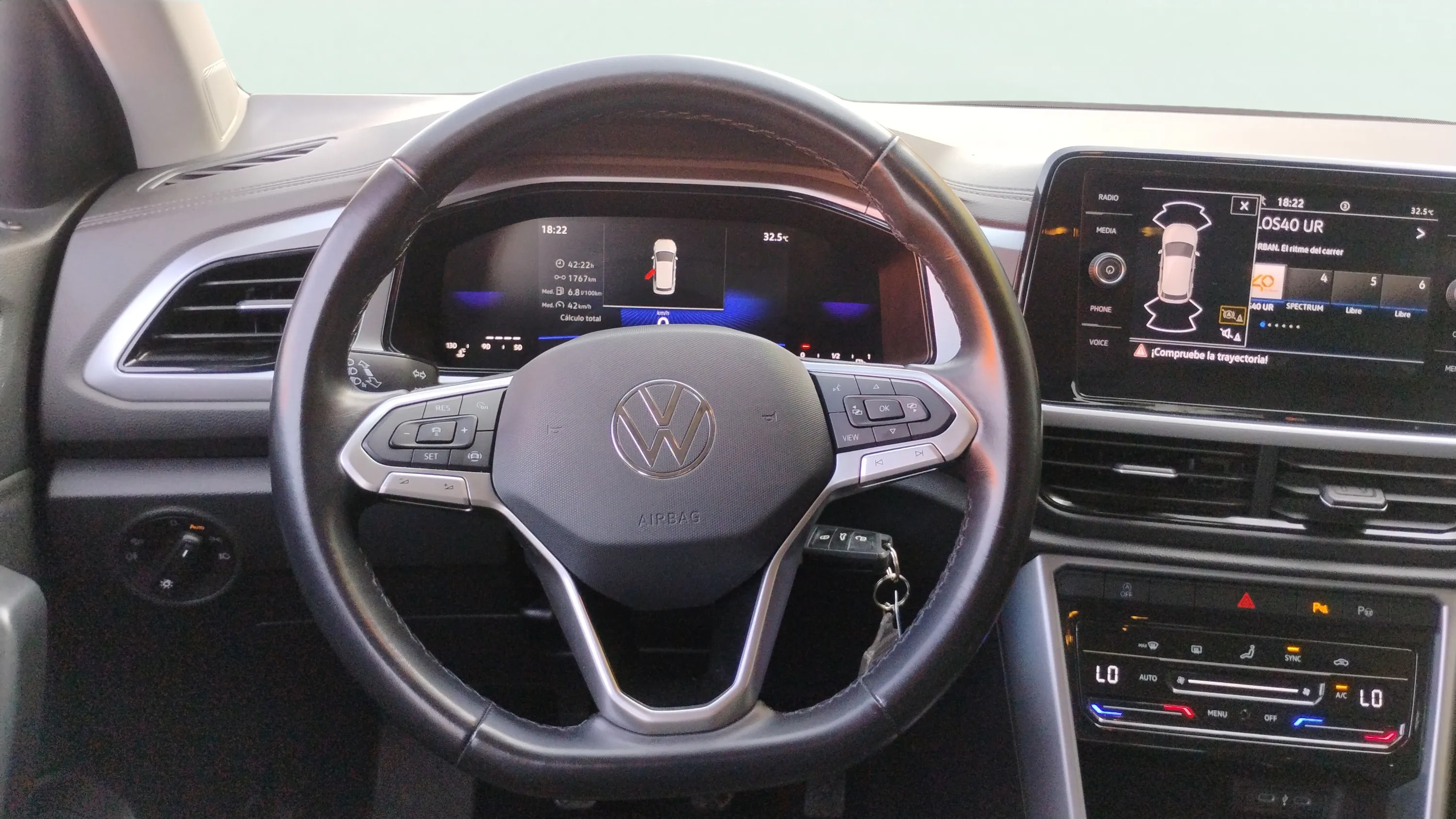Volkswagen T-Roc Life 1.0 TSI DSG - foto 11