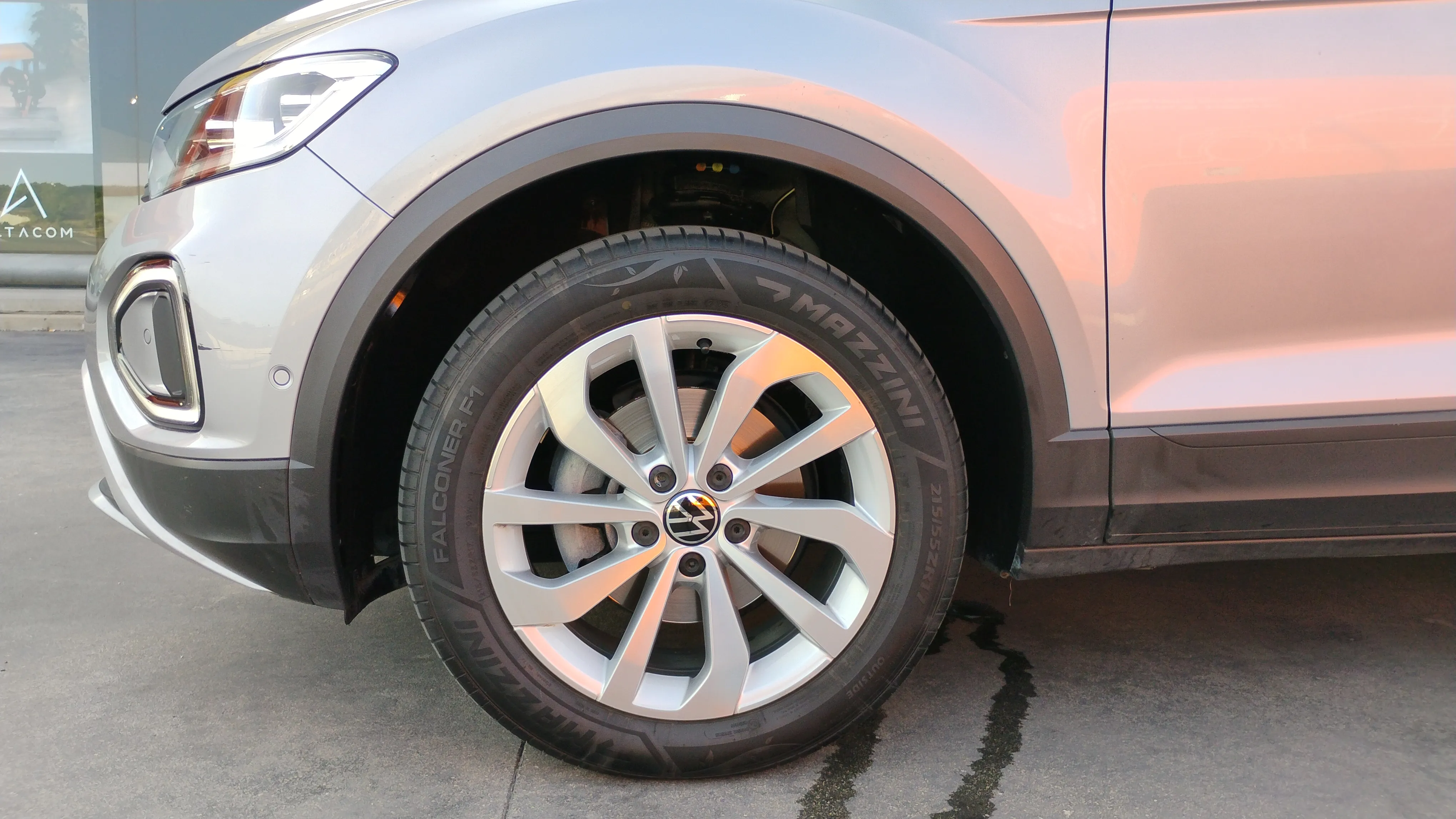 Volkswagen T-Roc Life 1.0 TSI DSG - foto 23