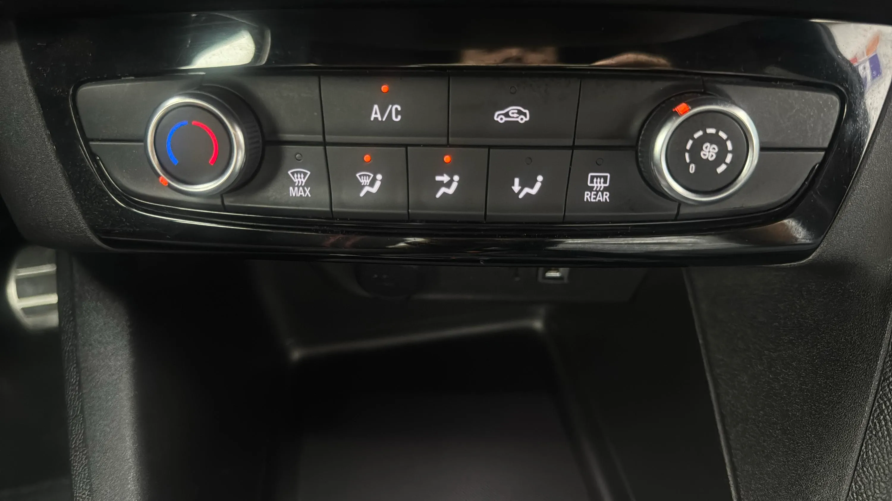Opel Corsa 1.2T XHL GS-Line - foto 18