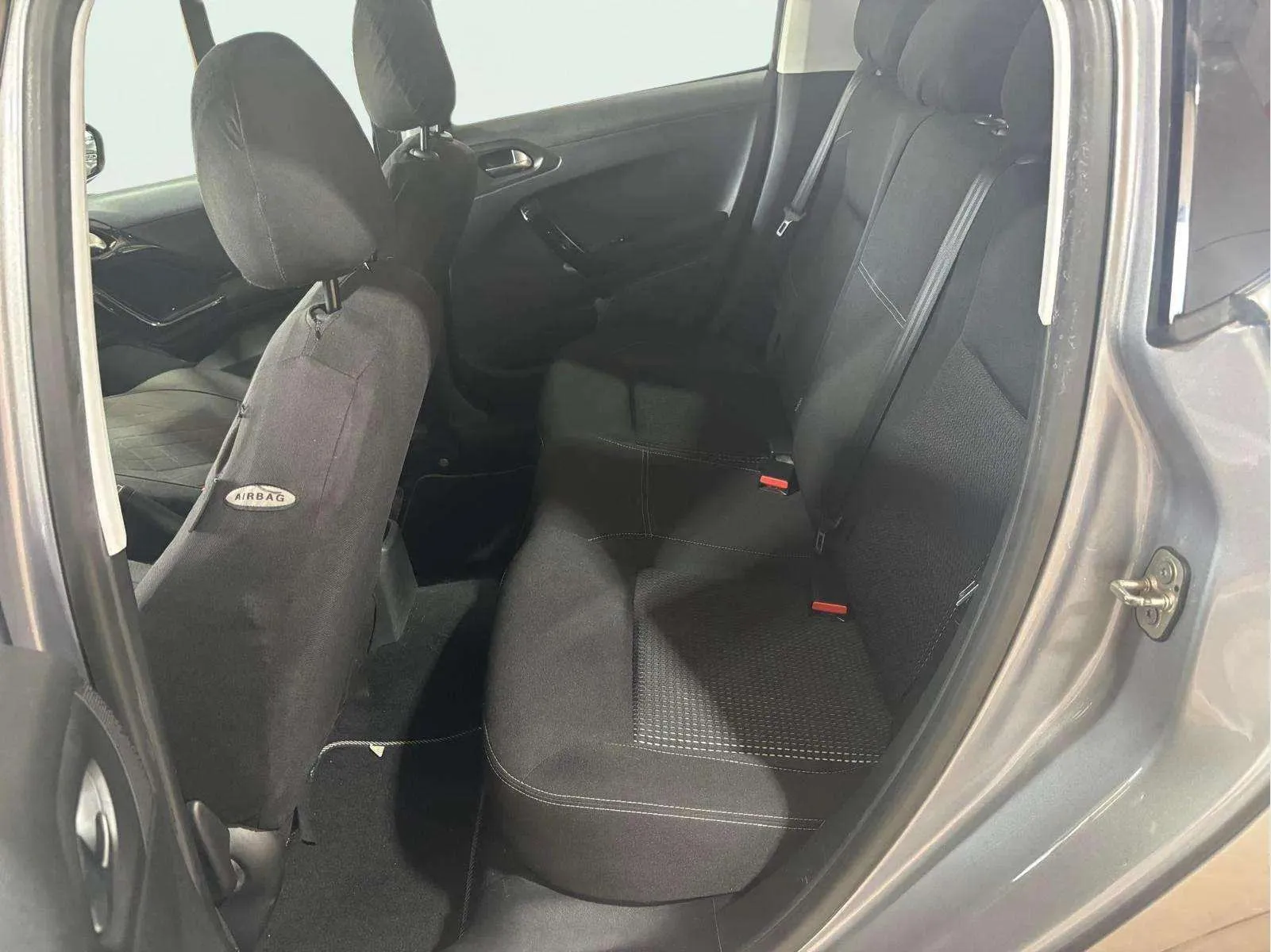 Peugeot 208 Active PureTech - foto 18