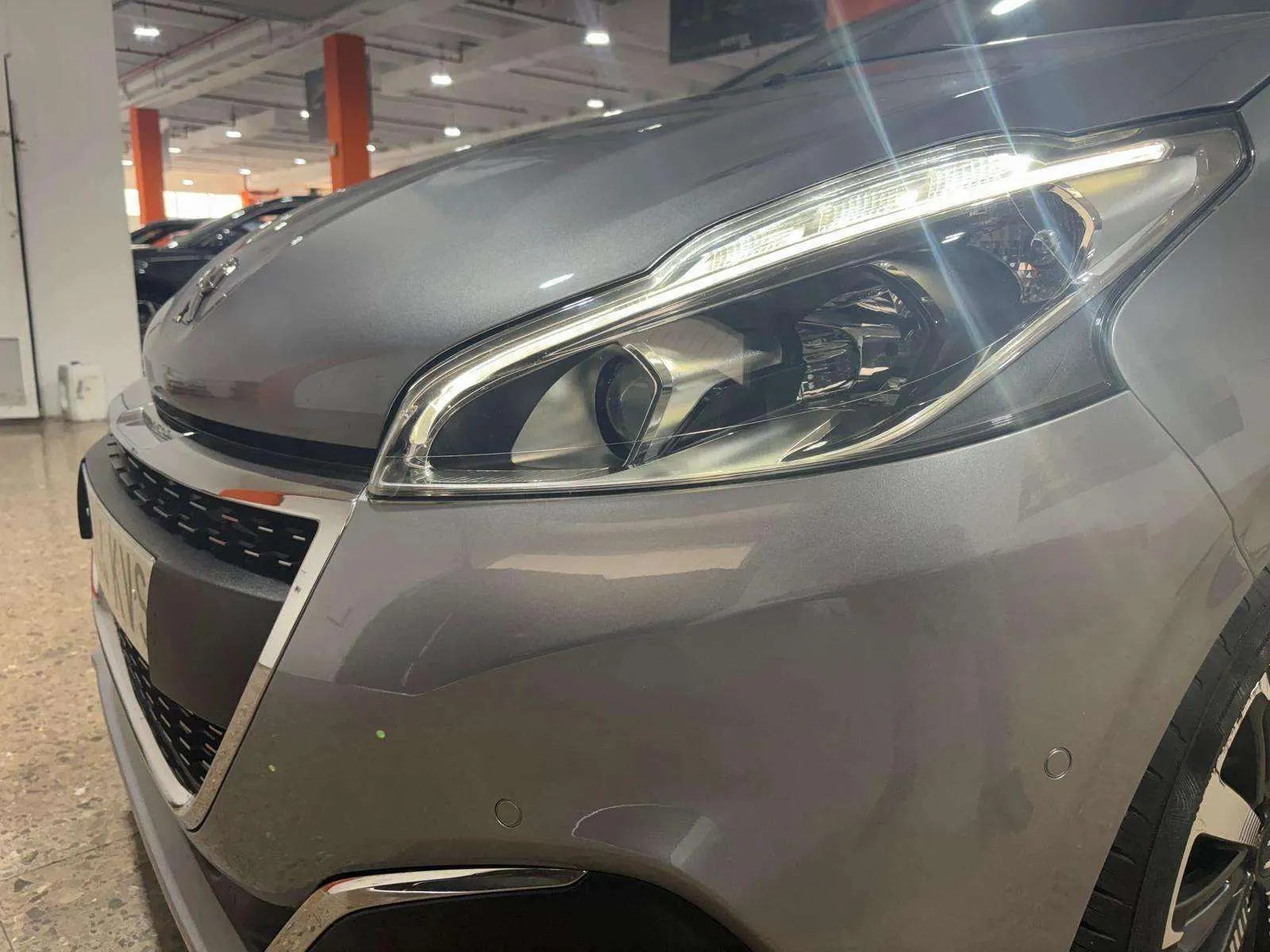 Peugeot 208 Active PureTech - foto 8
