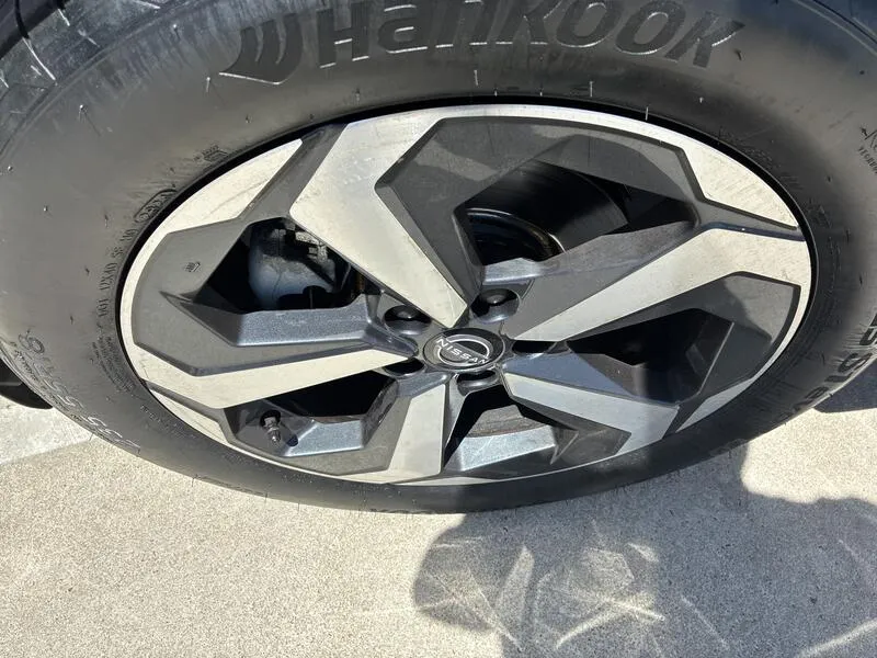 Nissan Qashqai DIG-T Xtronic N-Connecta - foto 11