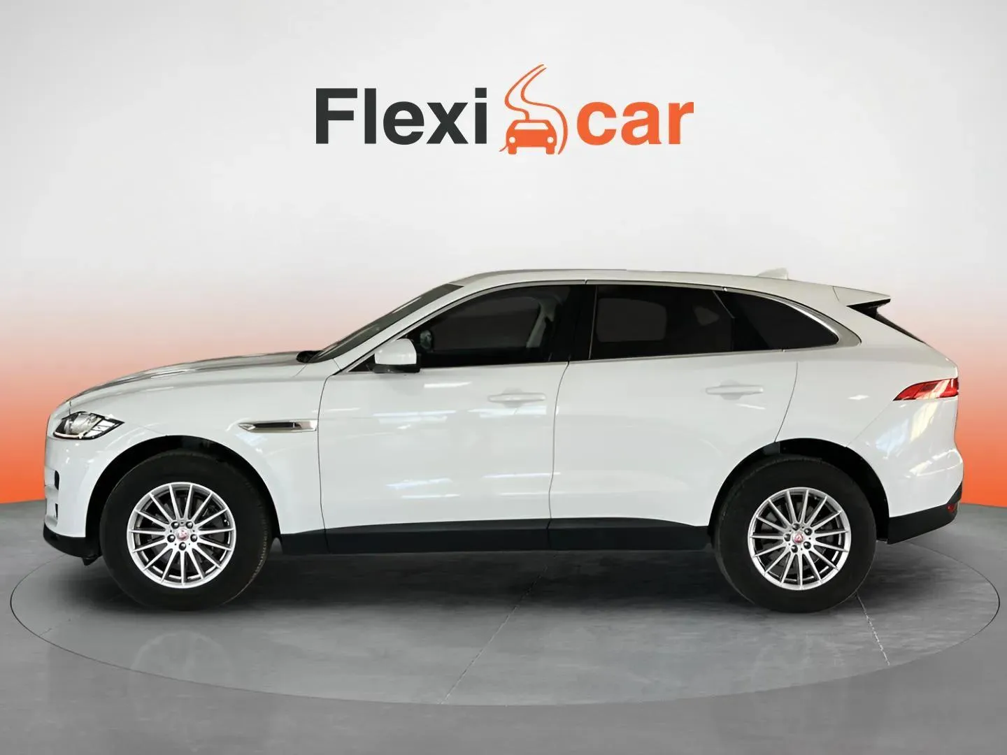 Jaguar F-Pace 2.0L i4D AWD Prestige - foto 3