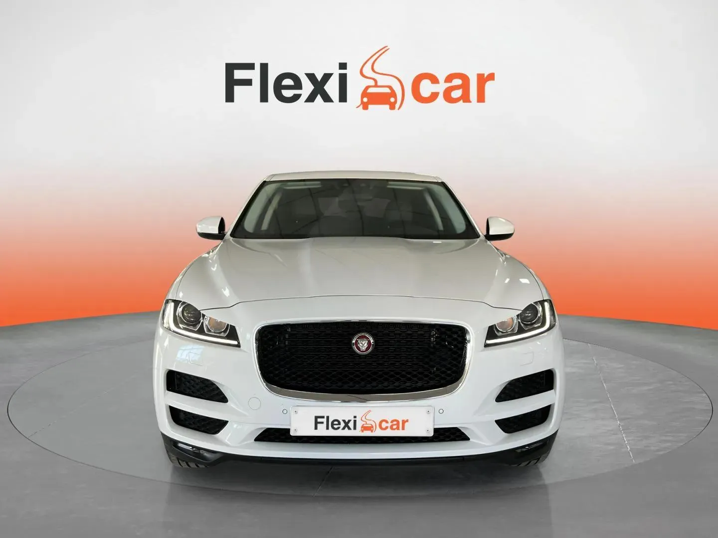 Jaguar F-Pace 2.0L i4D AWD Prestige - foto 2