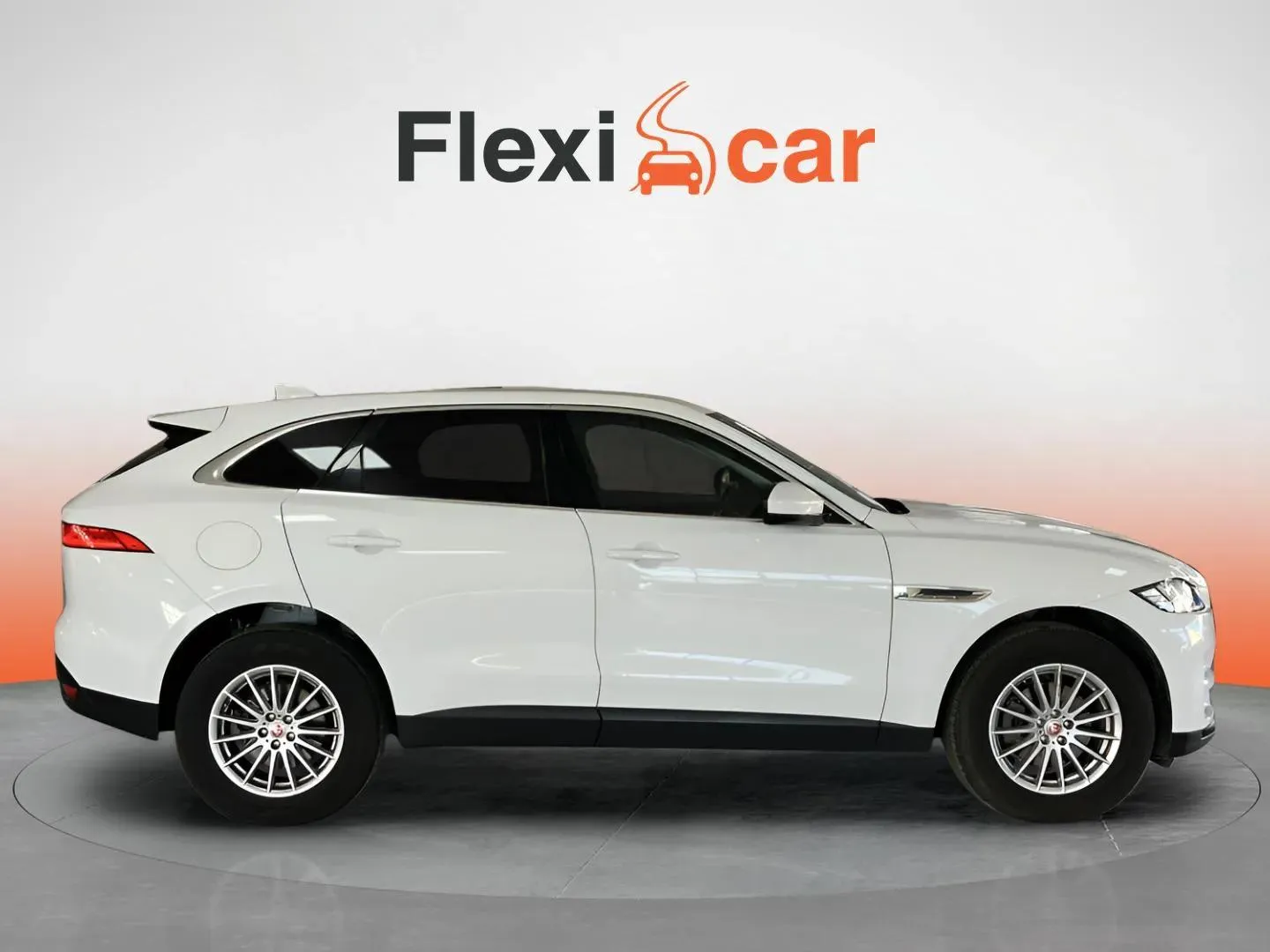 Jaguar F-Pace 2.0L i4D AWD Prestige - foto 4