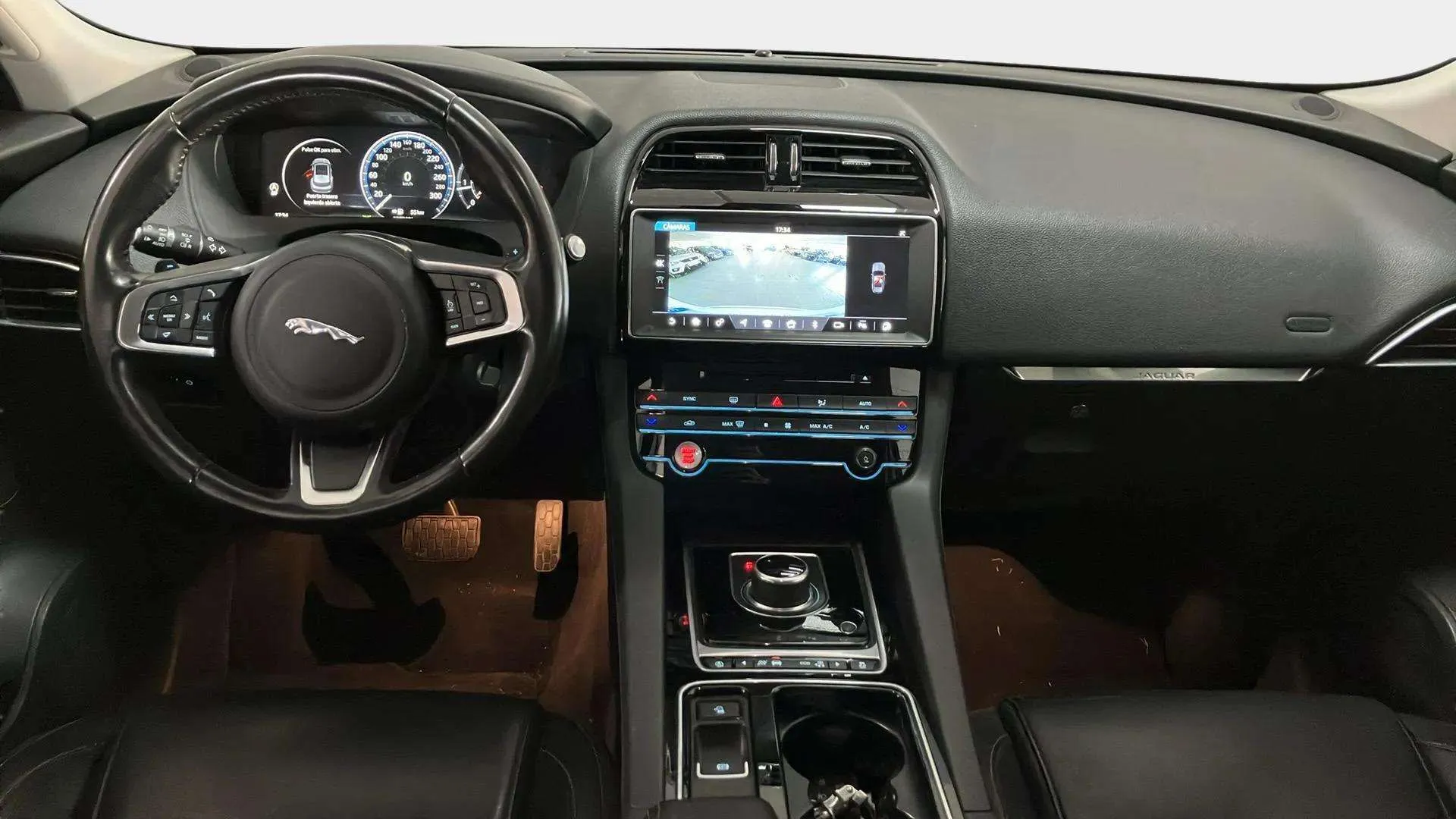 Jaguar F-Pace 2.0L i4D AWD Prestige - foto 10