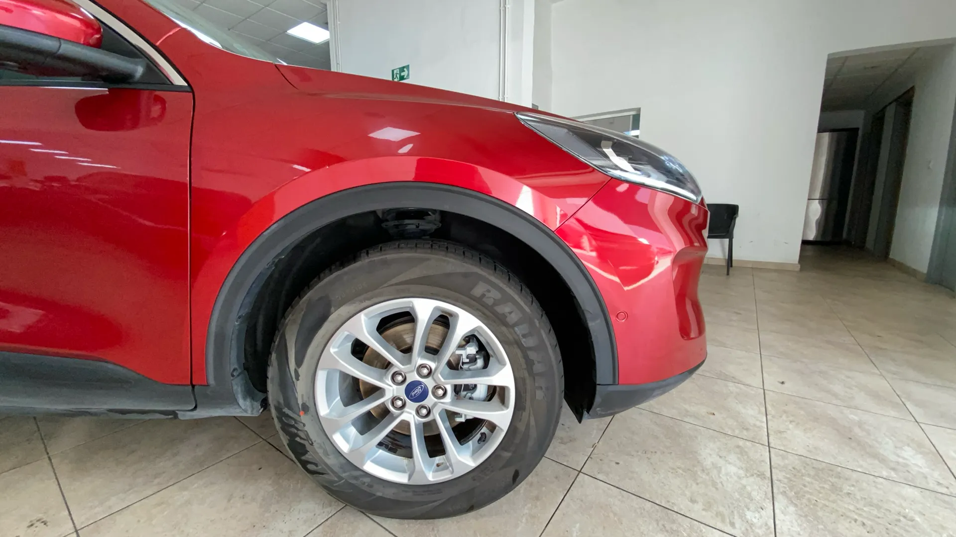 Ford Kuga Titanium 1.5T EcoBoost - foto 14