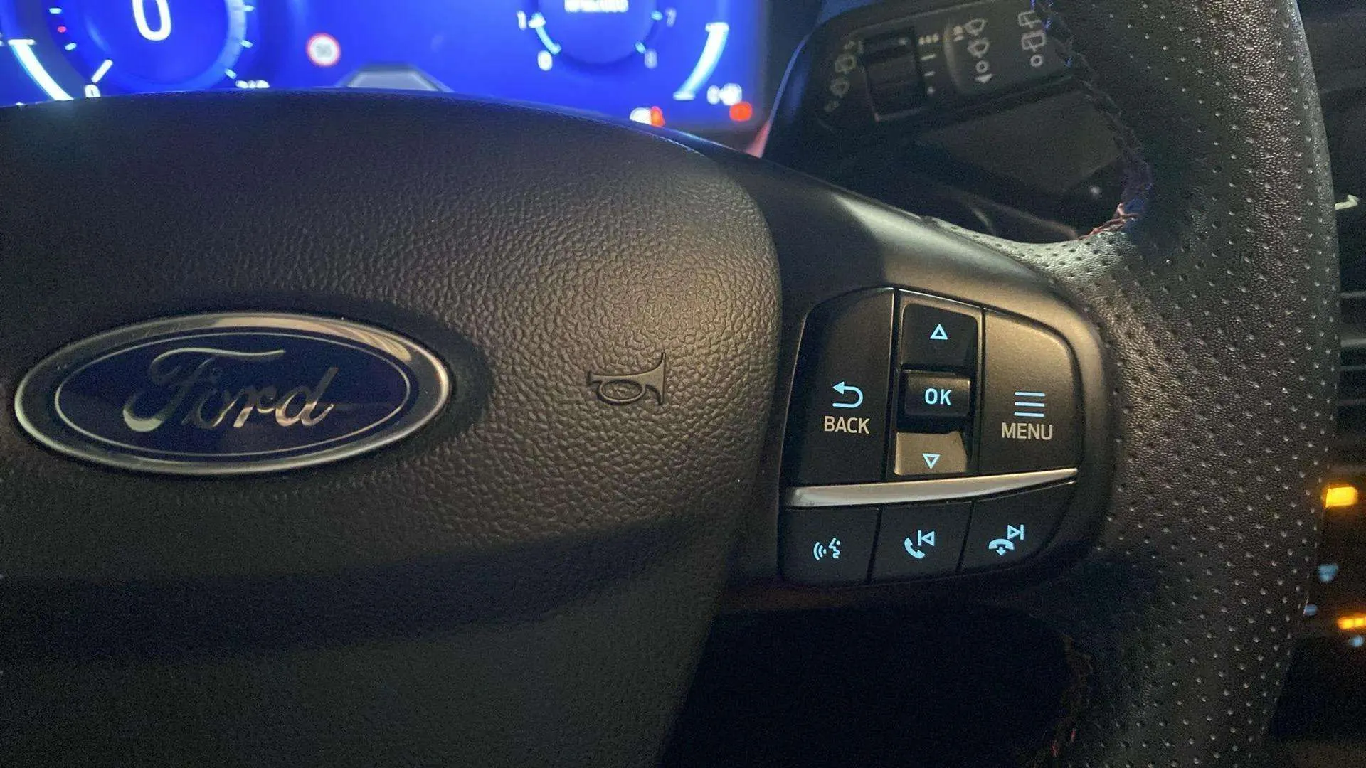 Ford Kuga ST-Line 1.5T EcoBoost - foto 12