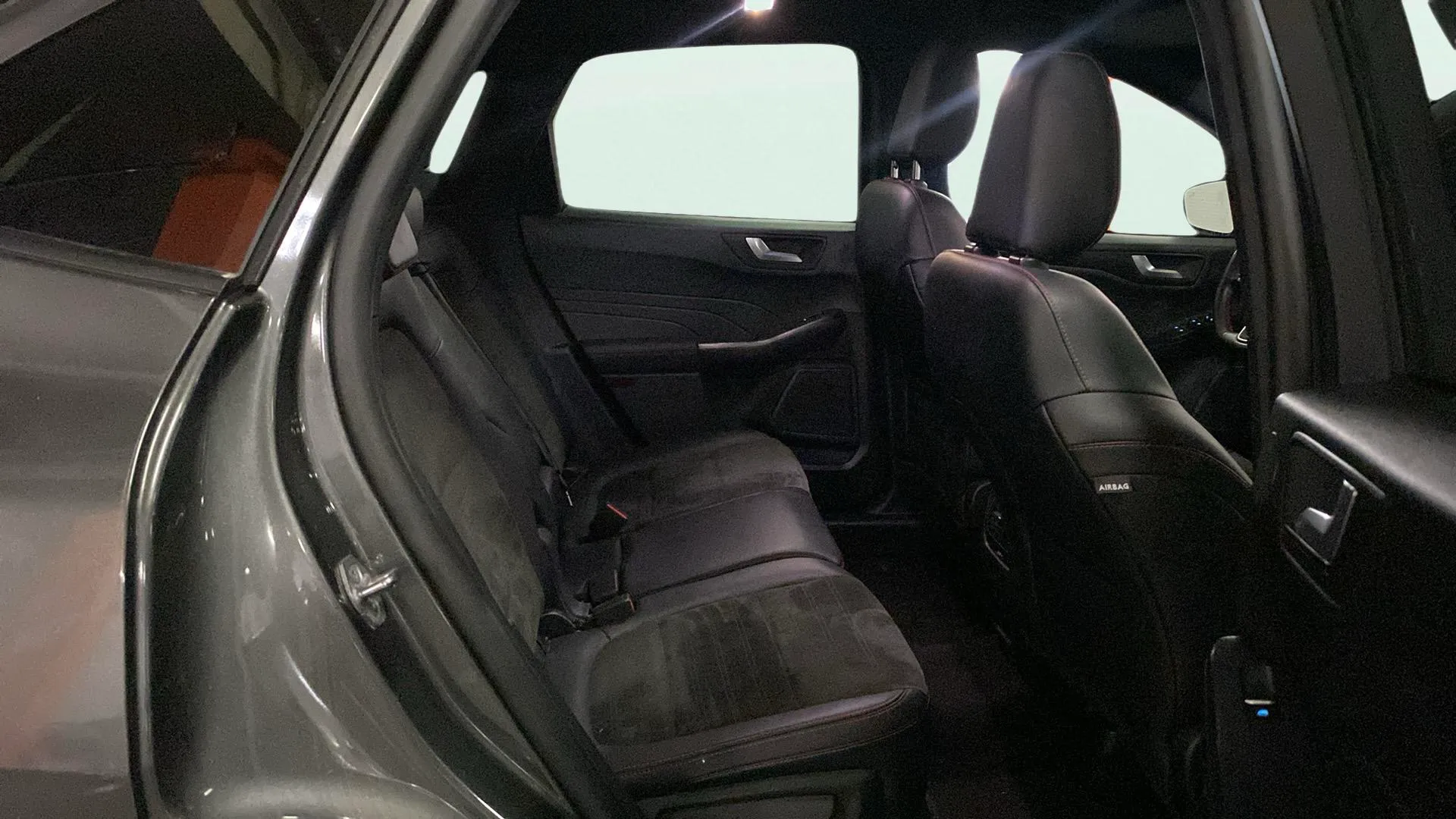 Ford Kuga ST-Line 1.5T EcoBoost - foto 28