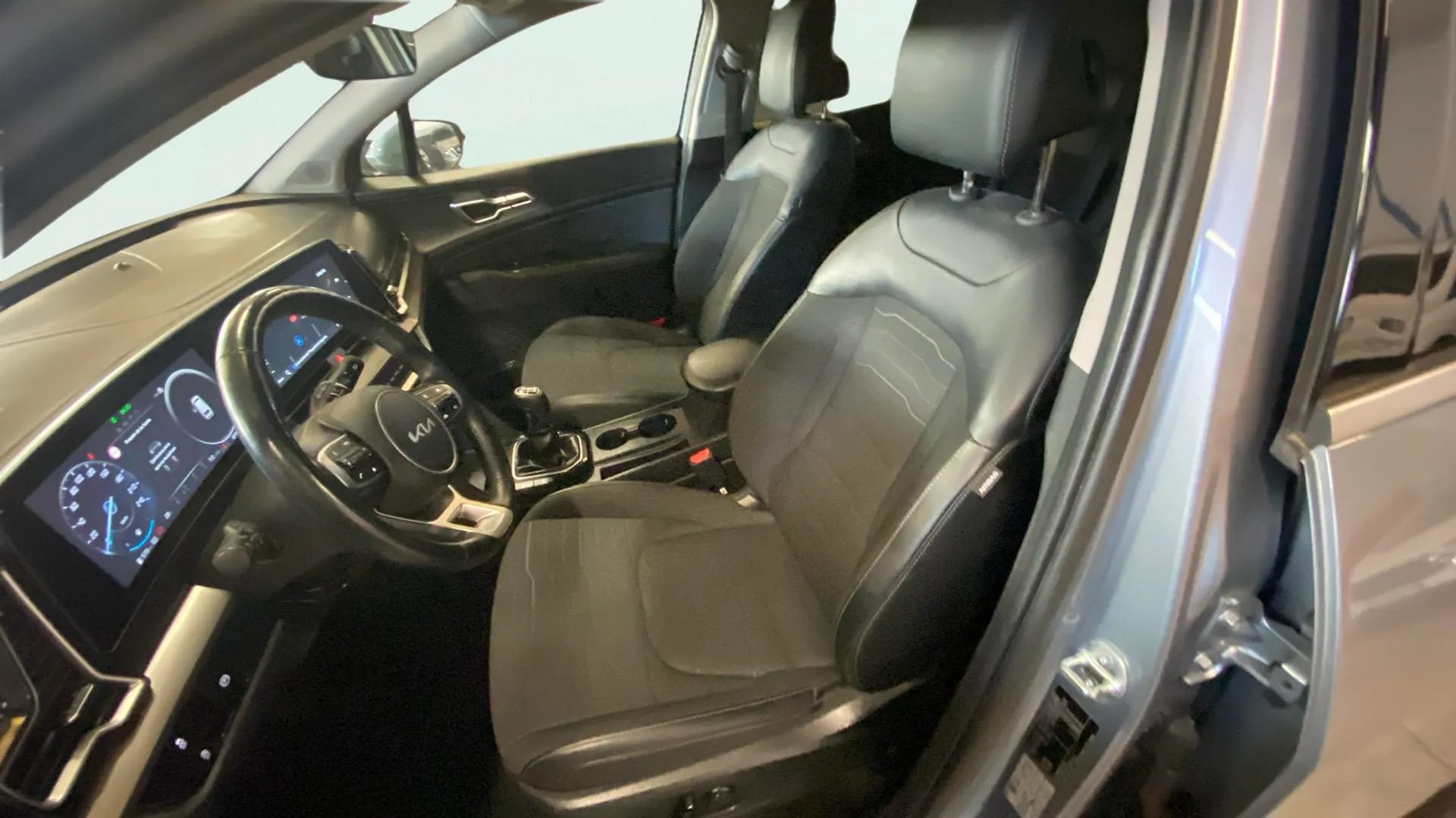 Kia Sportage 1.6 CRDi MHEV Drive 4x2 - foto 13