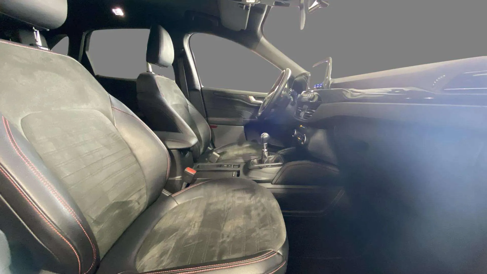 Ford Kuga ST-Line 1.5T EcoBoost - foto 9