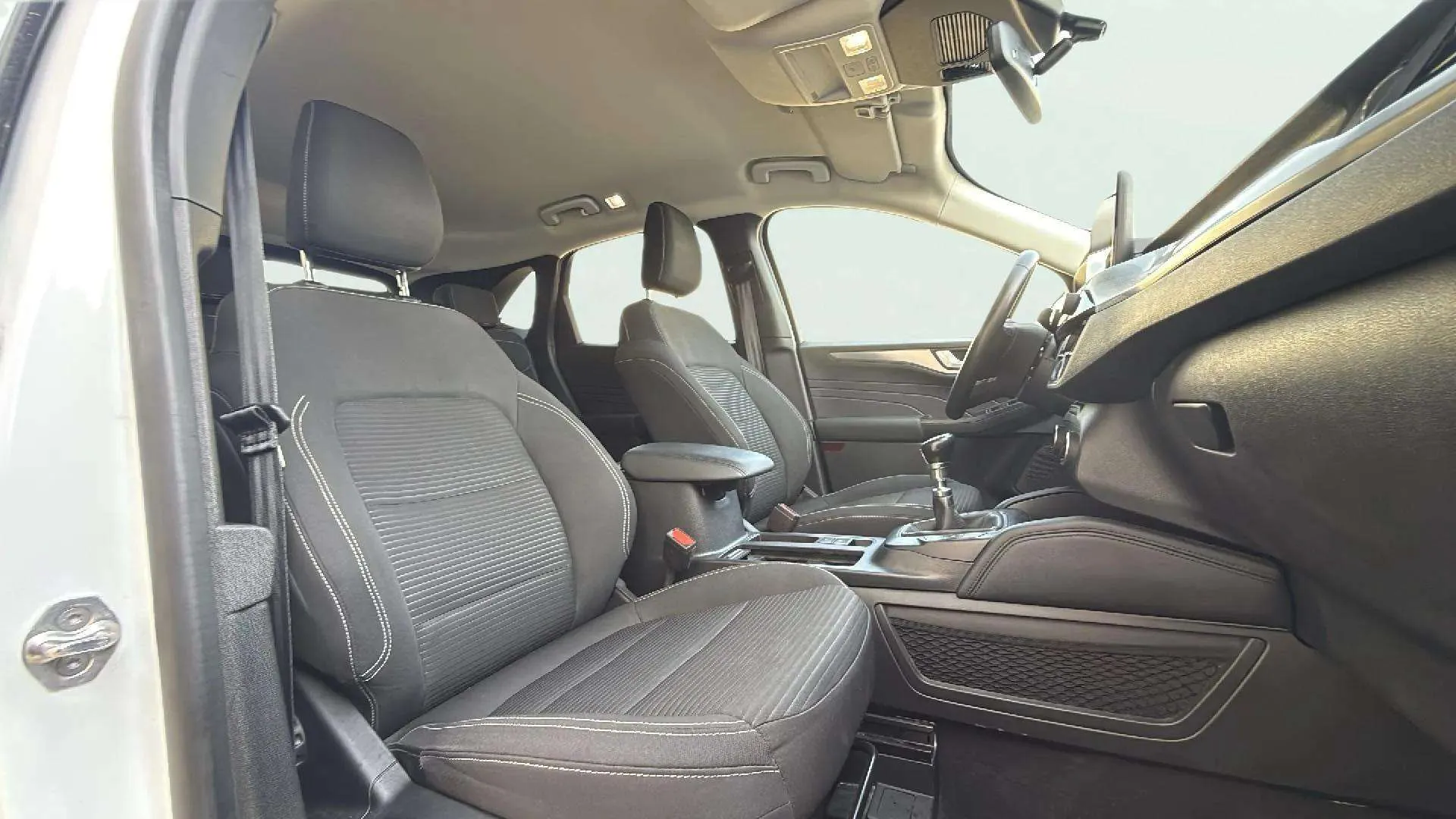 Ford Kuga ST-Line 1.5T EcoBoost - foto 20