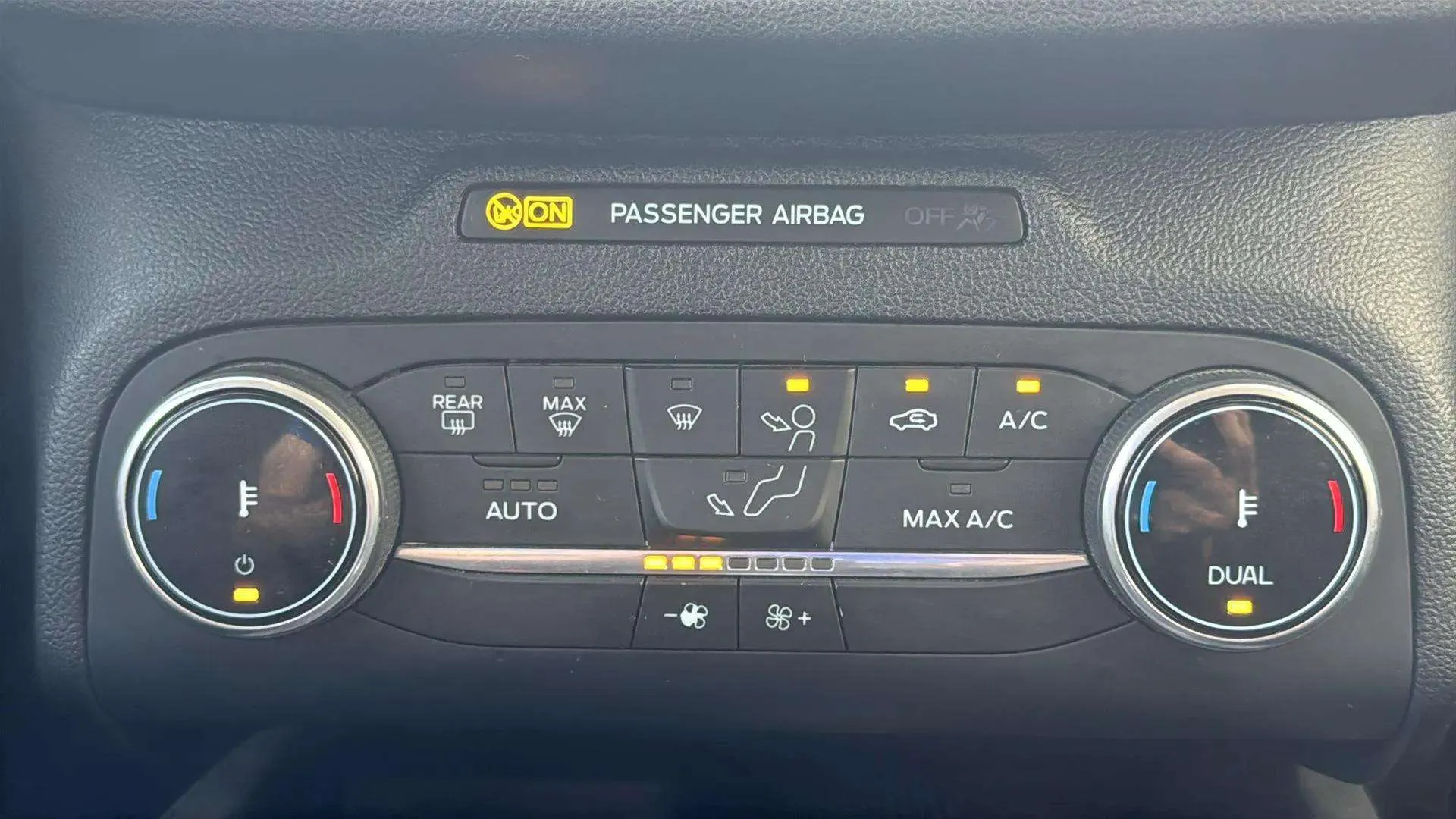 Ford Kuga ST-Line 1.5T EcoBoost - foto 17