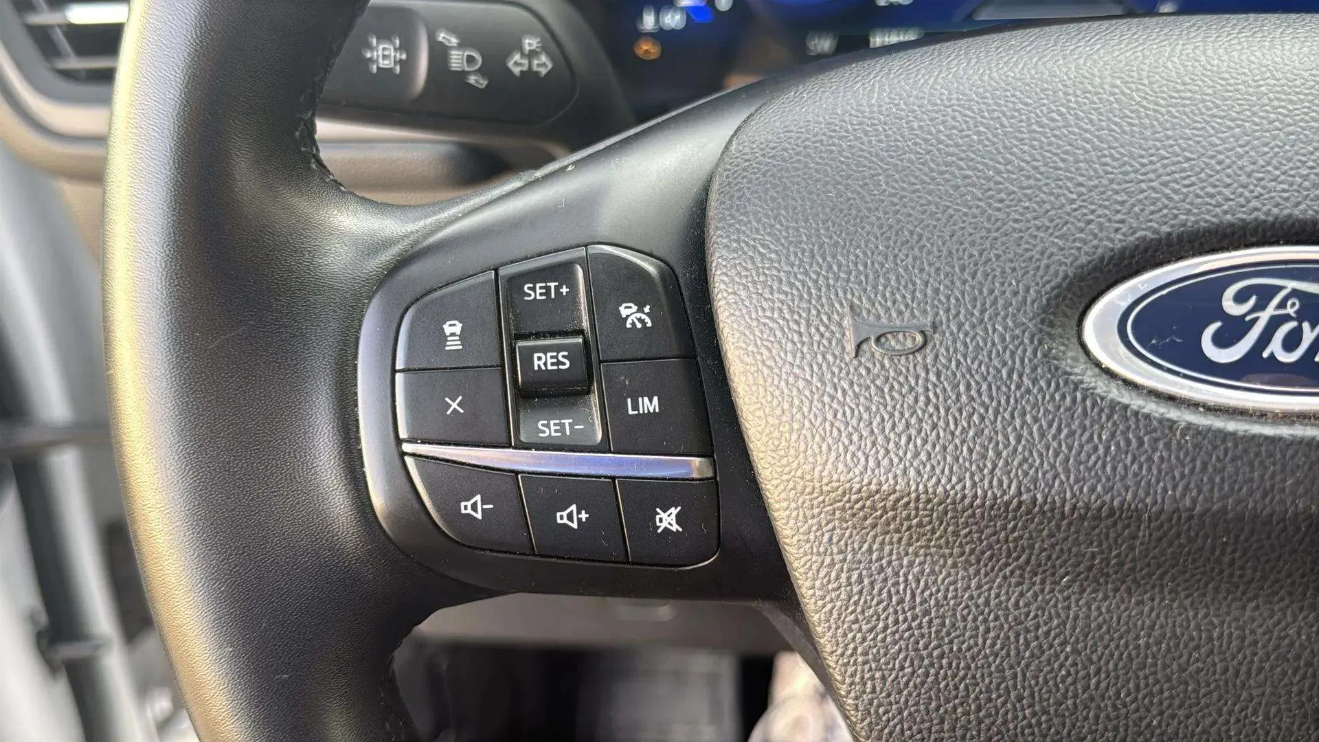 Ford Kuga ST-Line 1.5T EcoBoost - foto 10