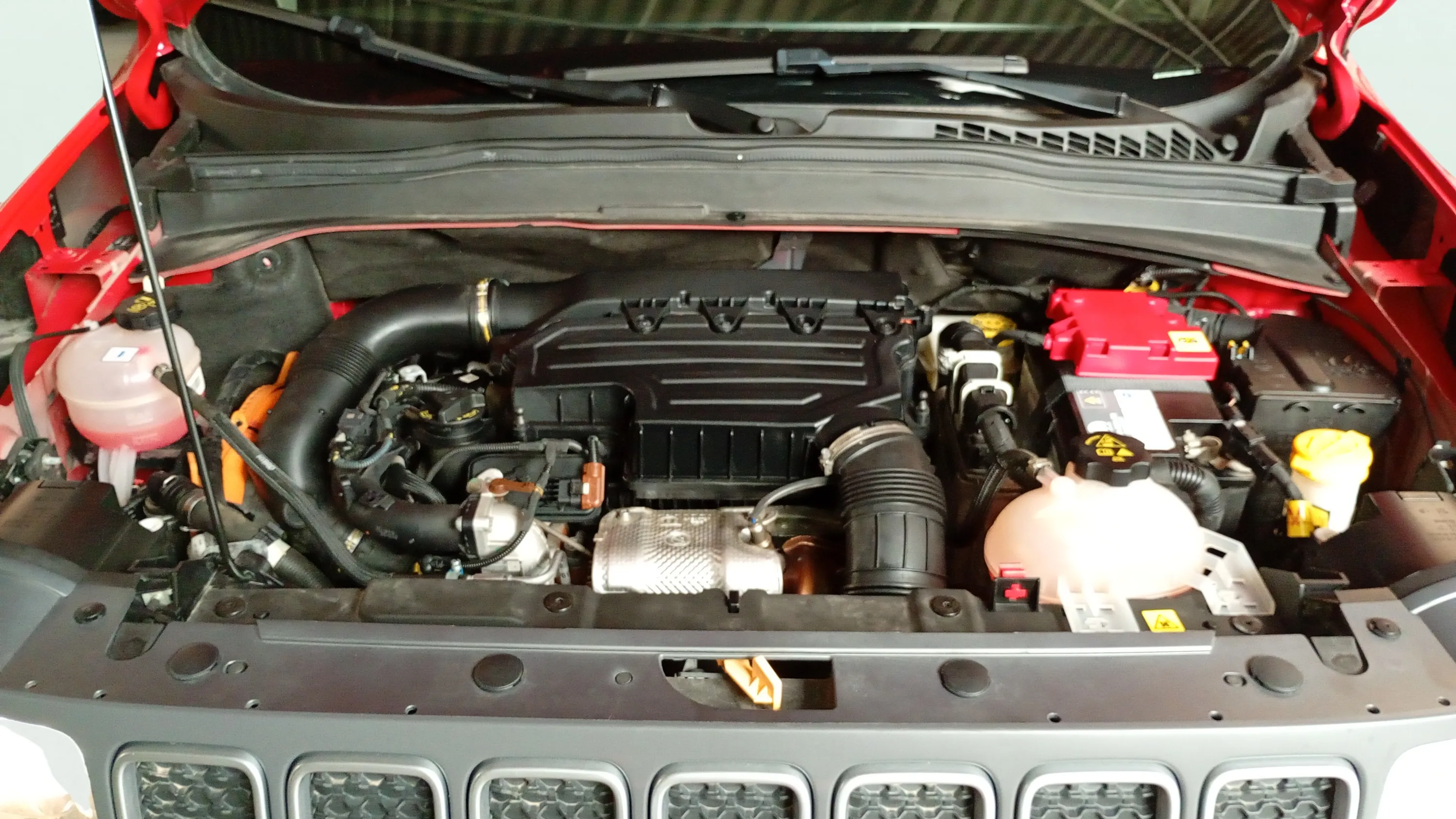 Jeep Renegade 4xe 1.3 PHEV Red - foto 21