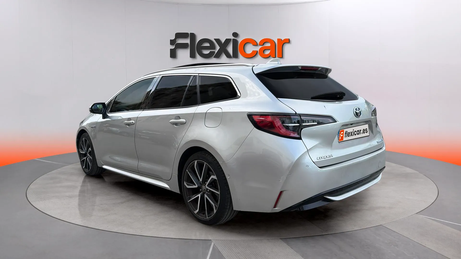 Toyota Corolla 2.0 180H Feel! E-CVT Touring Sport - foto 5