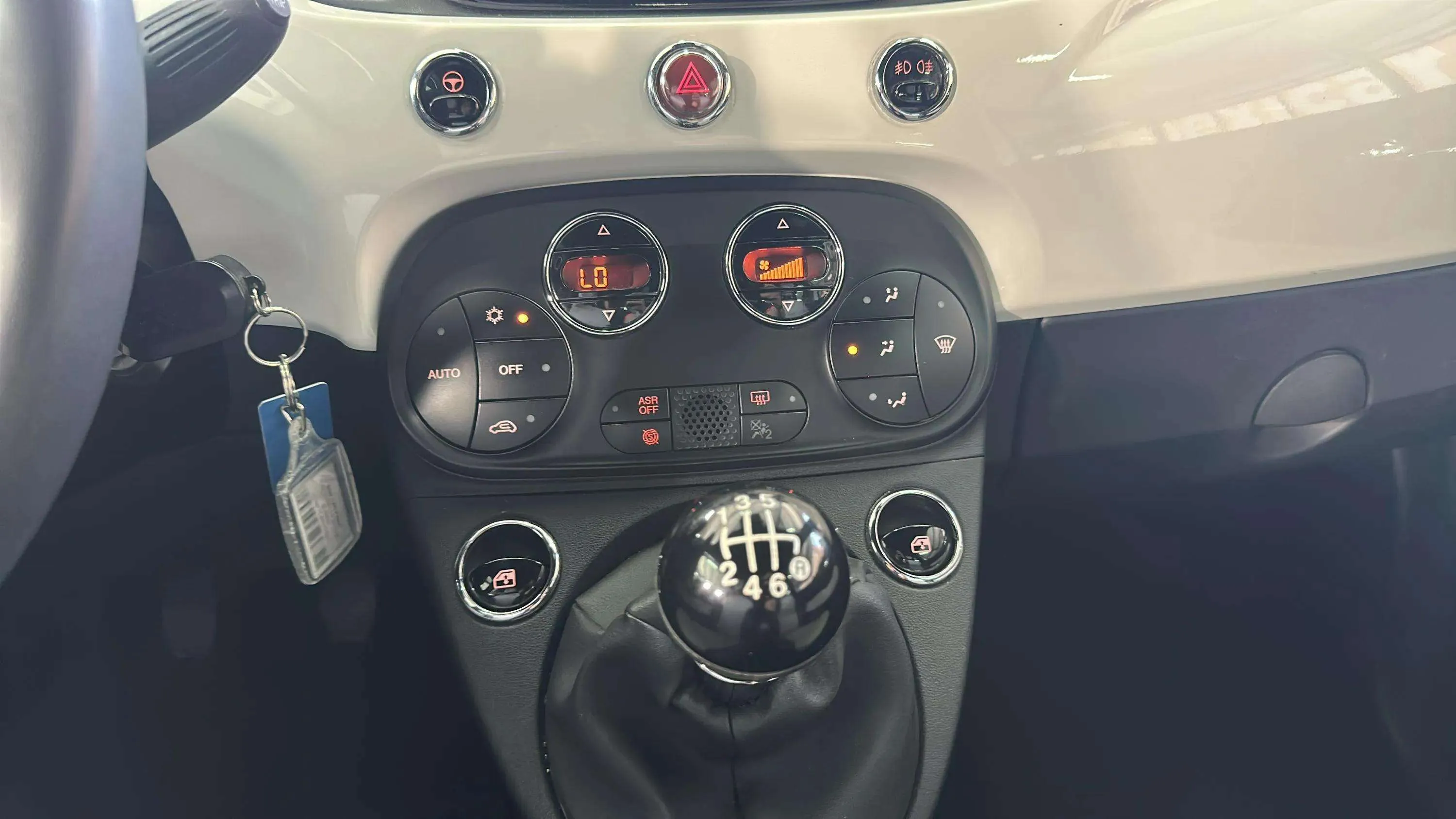 Fiat 500 Club 1.0 Hybrid - foto 16