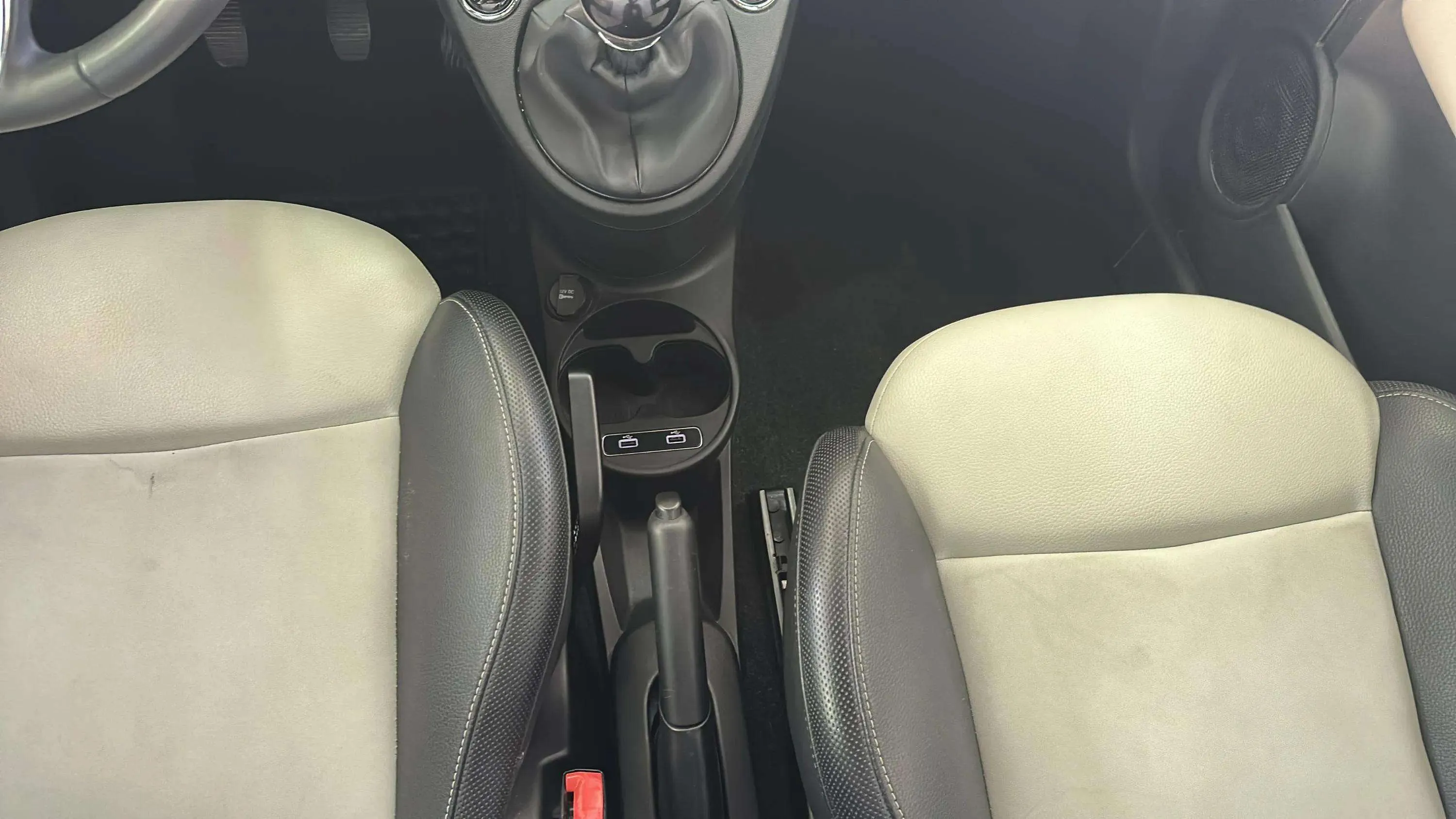 Fiat 500 Club 1.0 Hybrid - foto 17