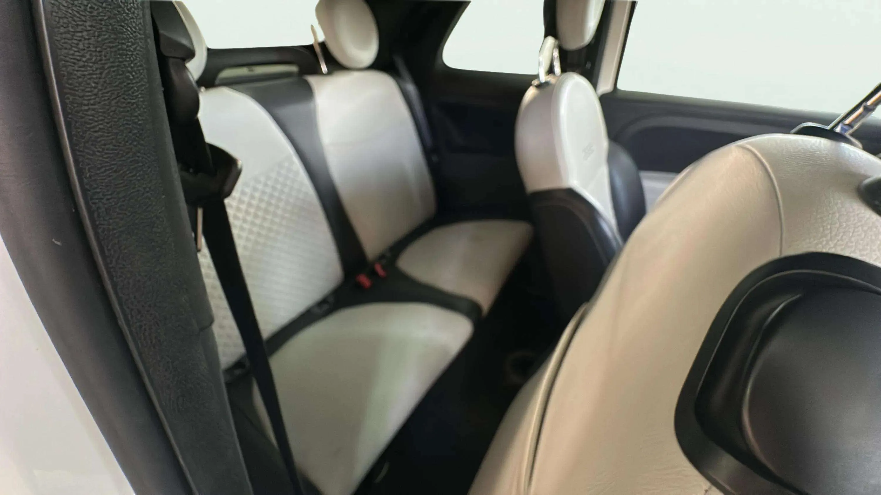 Fiat 500 Club 1.0 Hybrid - foto 24