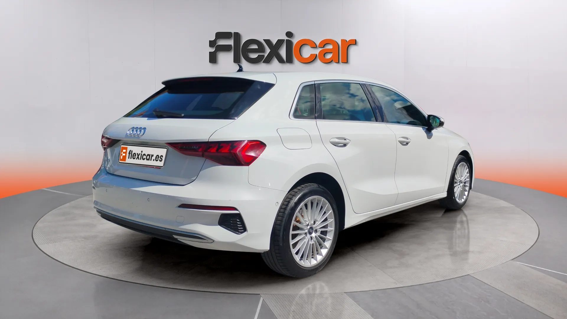 Audi A3 Sportback Black line 35 TDI S tron - foto 4