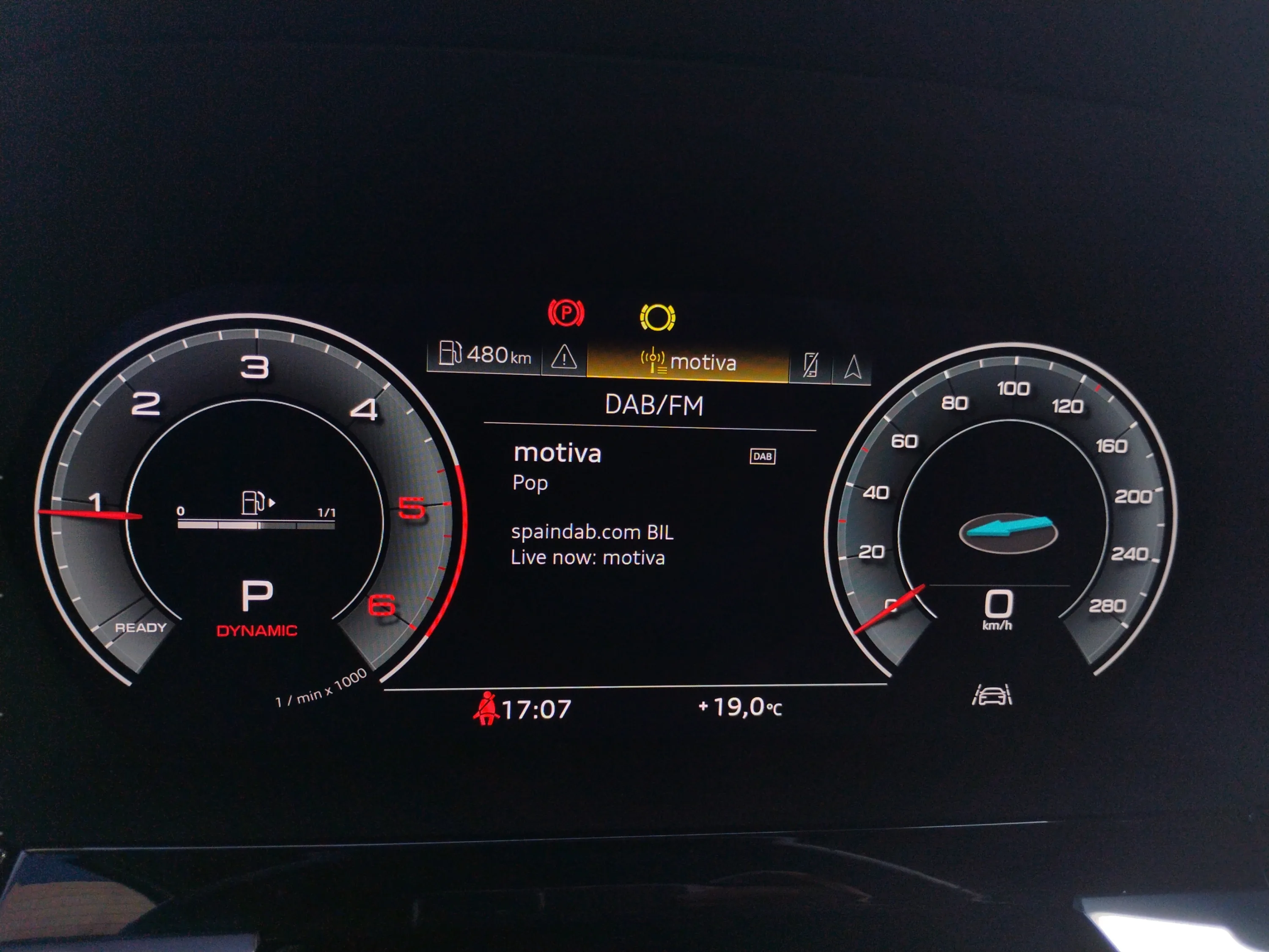Audi A3 Sportback Black line 35 TDI S tron - foto 12