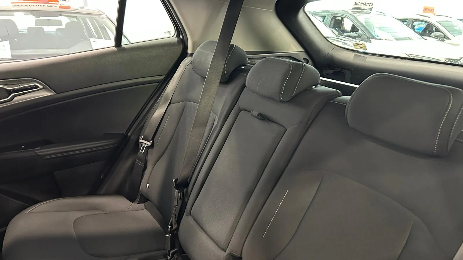 Kia Sportage 1.6 CRDi MHEV Concept 4x2 - foto 6