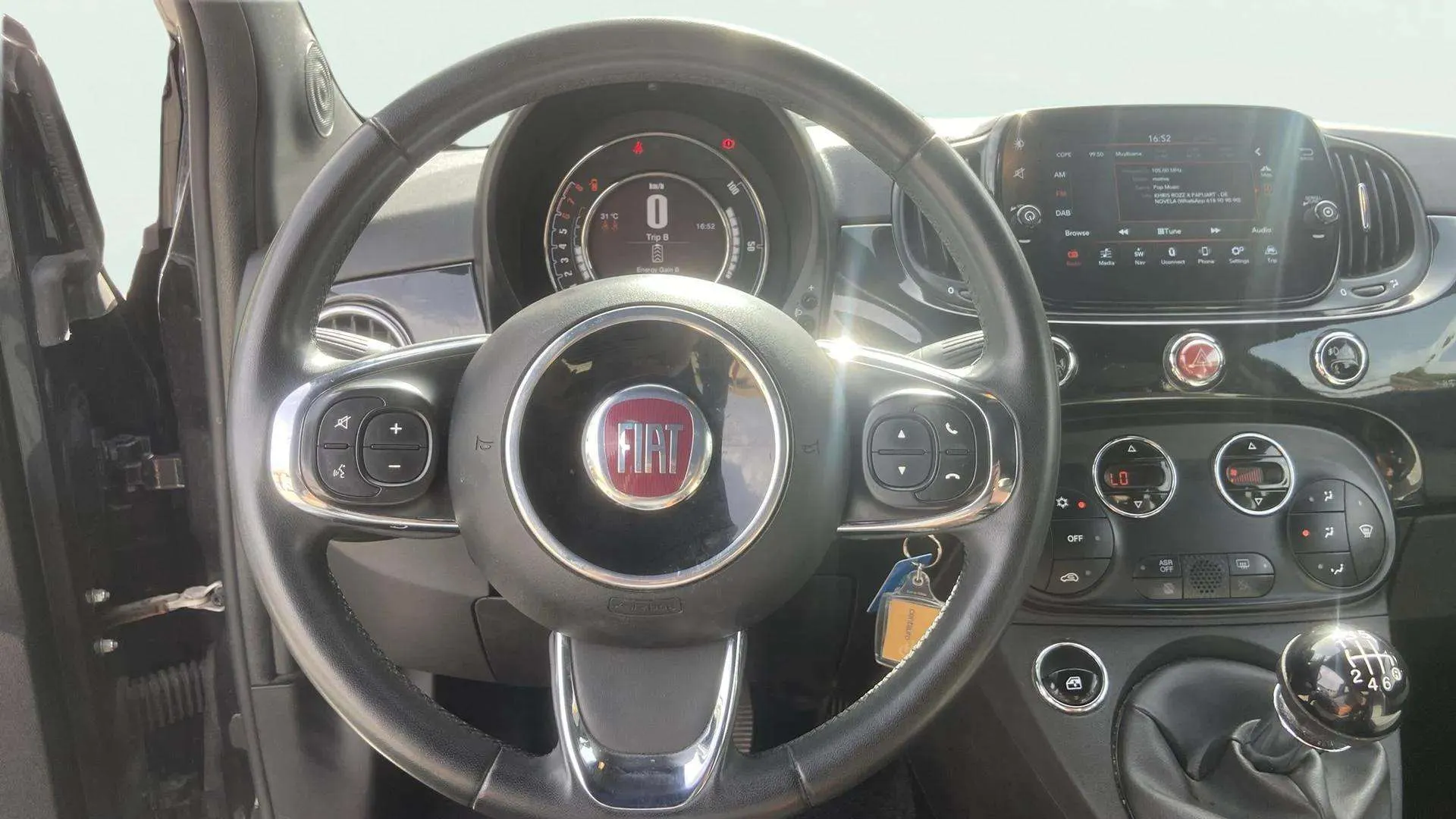 Fiat 500 Club 1.0 Hybrid - foto 9