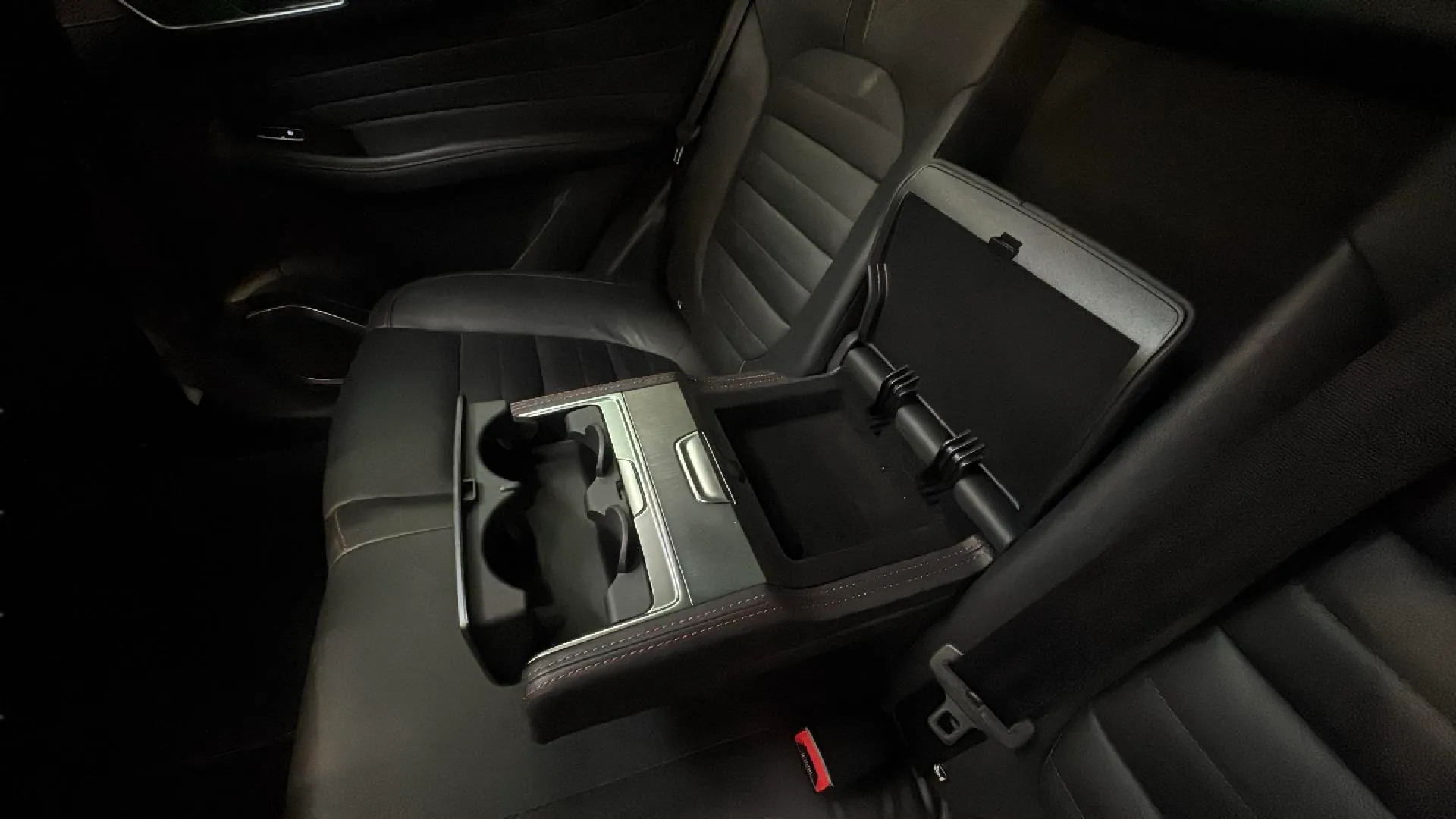 MG HS 1.5 Turbo GDI Luxury - foto 21