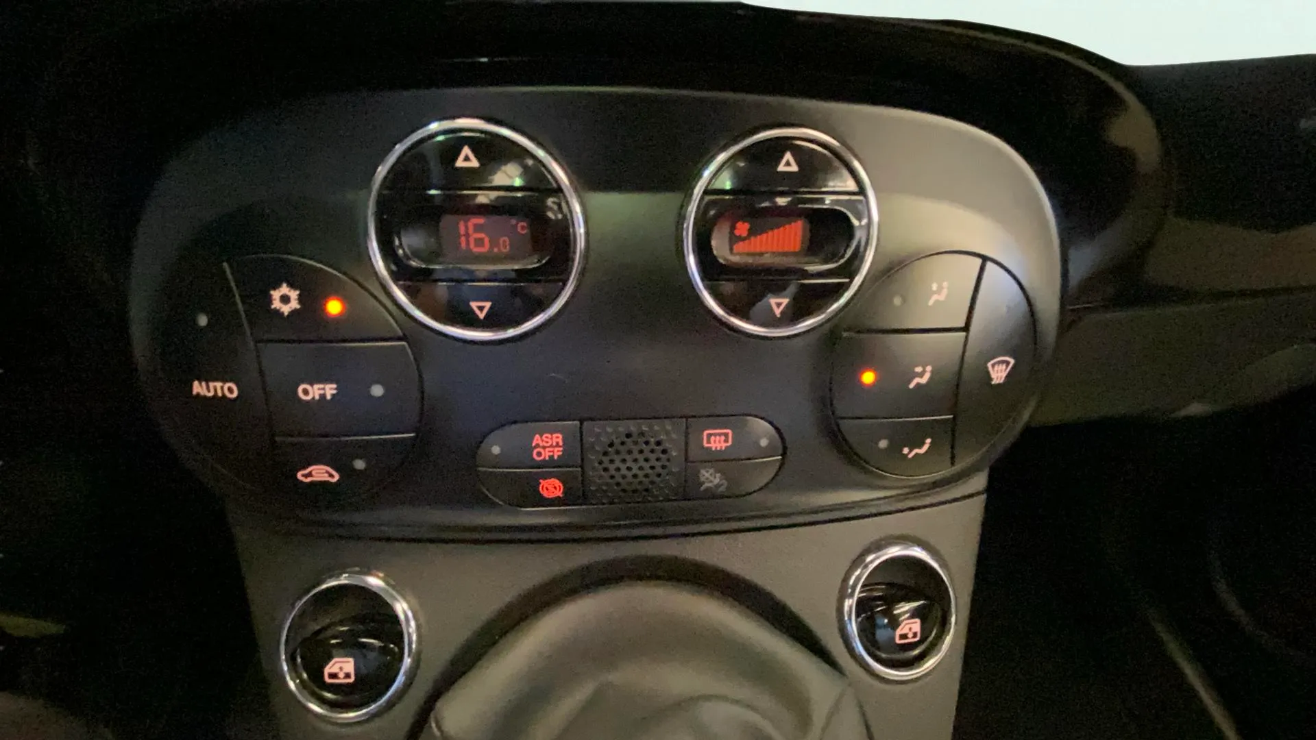 Fiat 500 Dolcevita 1.0 Hybrid - foto 31