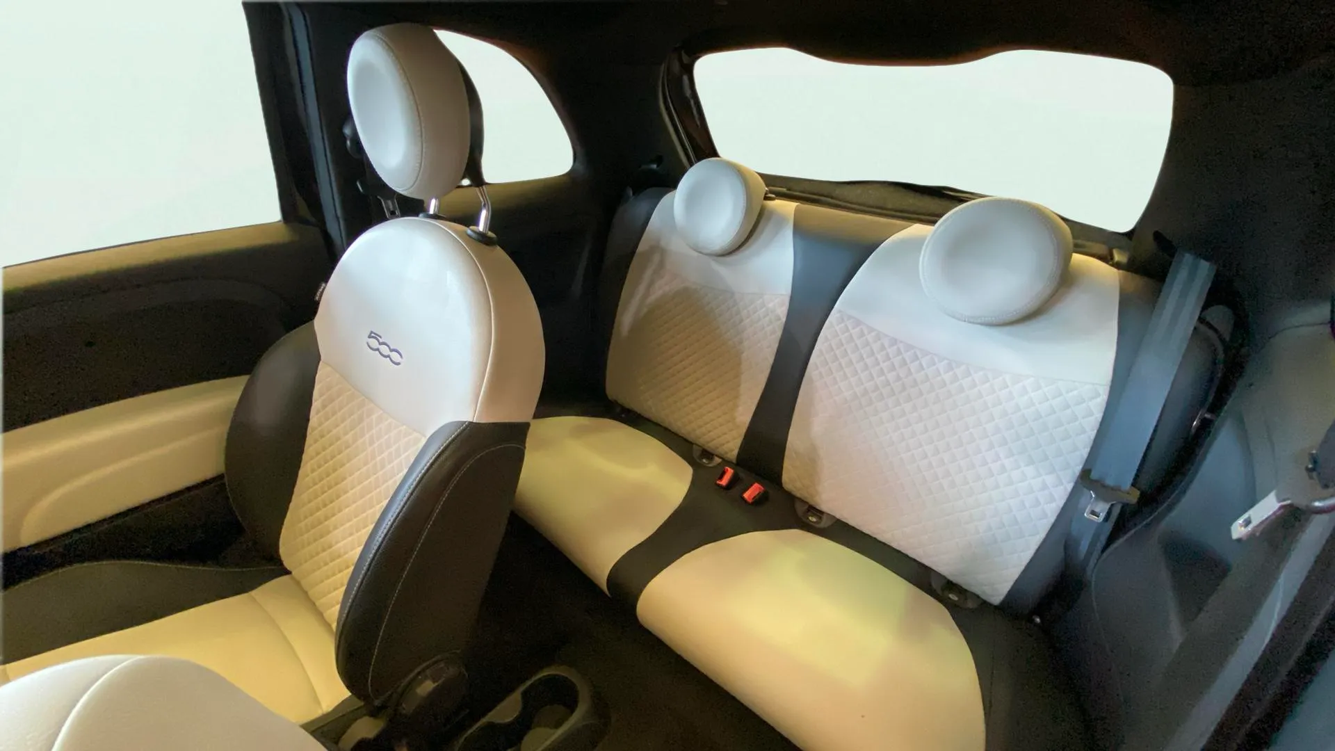 Fiat 500 Dolcevita 1.0 Hybrid - foto 13