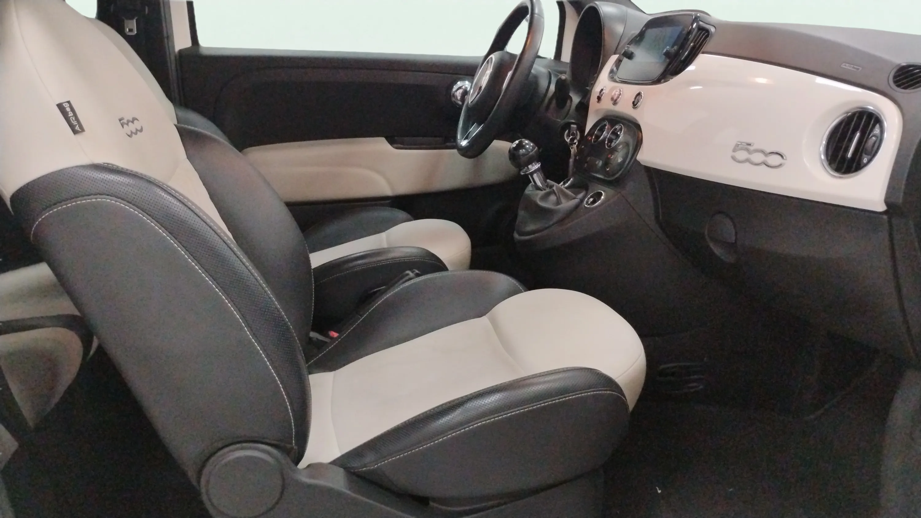 Fiat 500 Club 1.0 Hybrid - foto 13