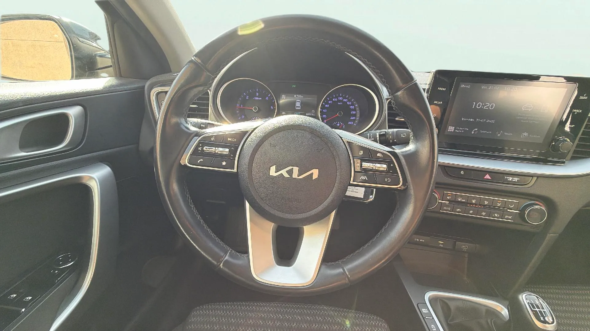 Kia Ceed 1.6 MHEV Tech DCT - foto 12